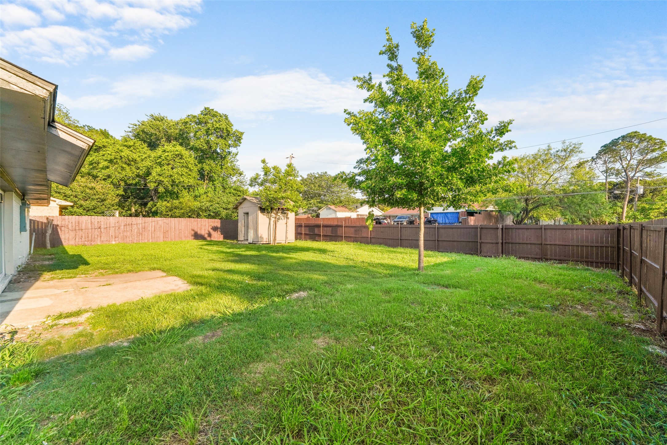 9404 Glengreen Drive