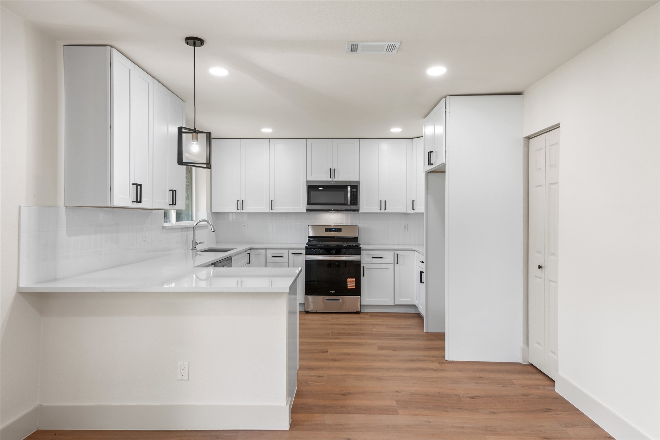 9404 Glengreen Drive