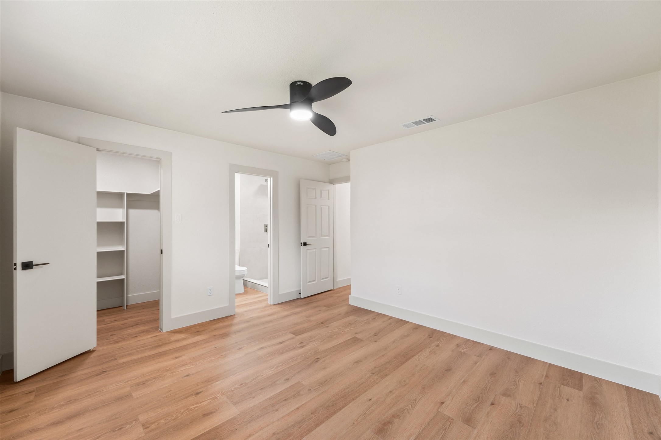 9404 Glengreen Drive