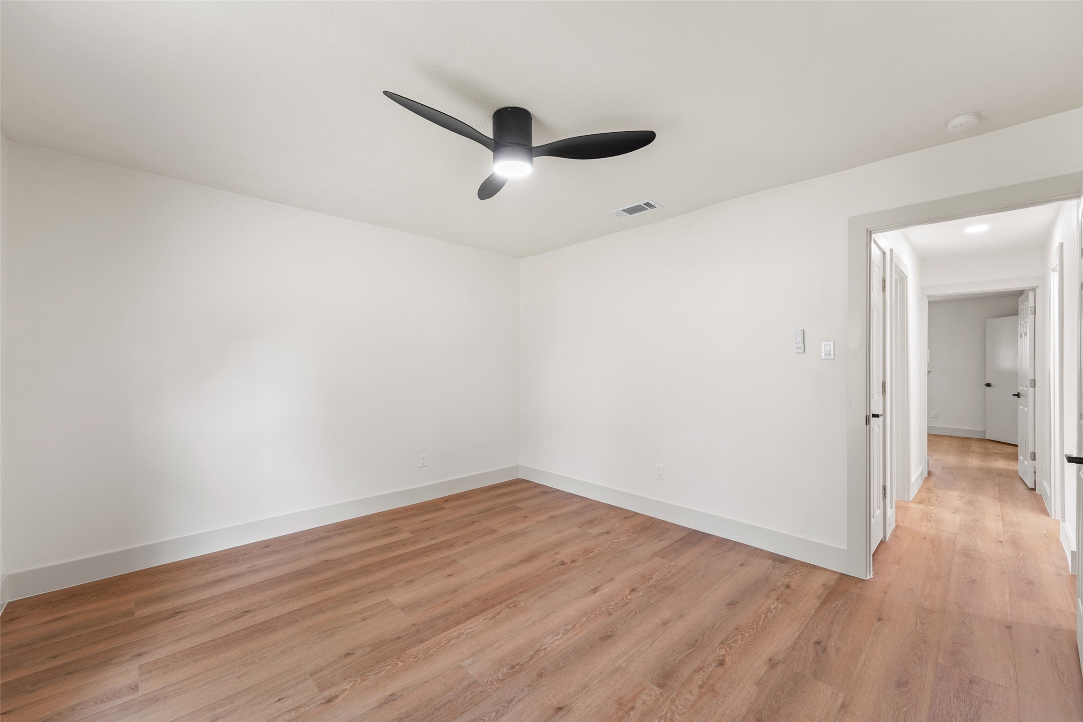 9404 Glengreen Drive