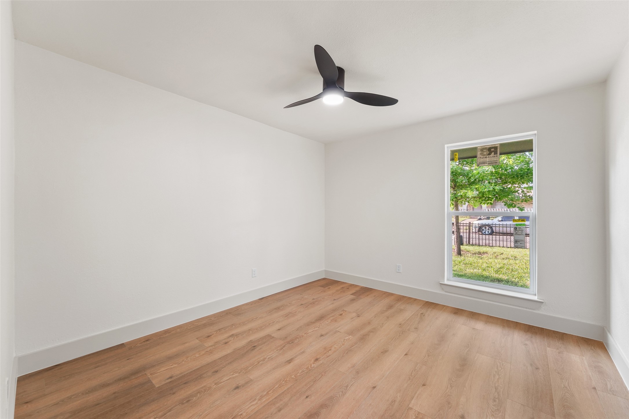 9404 Glengreen Drive