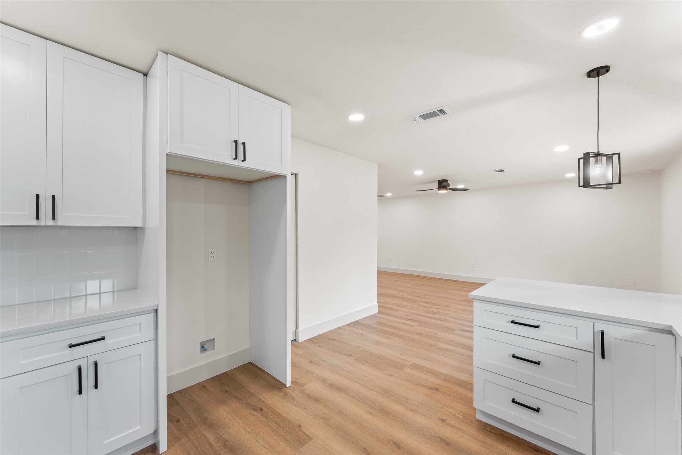 9404 Glengreen Drive