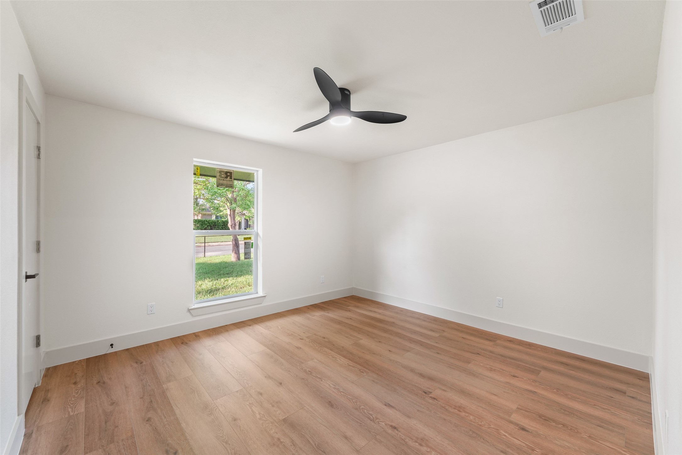 9404 Glengreen Drive