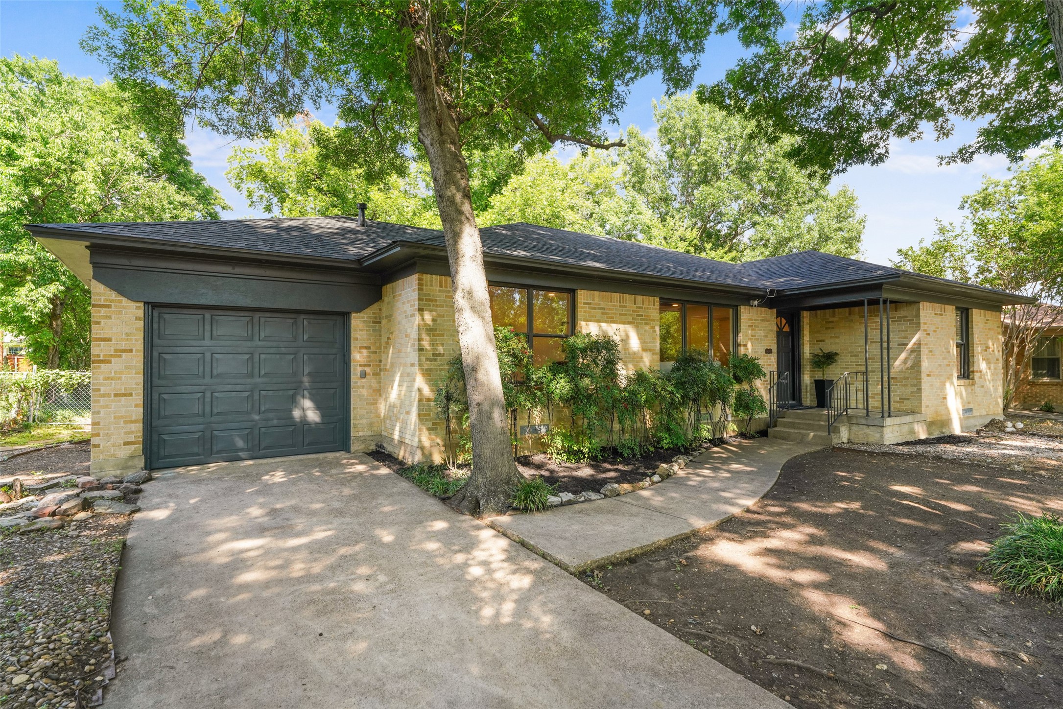 1711 Quadrangle Drive