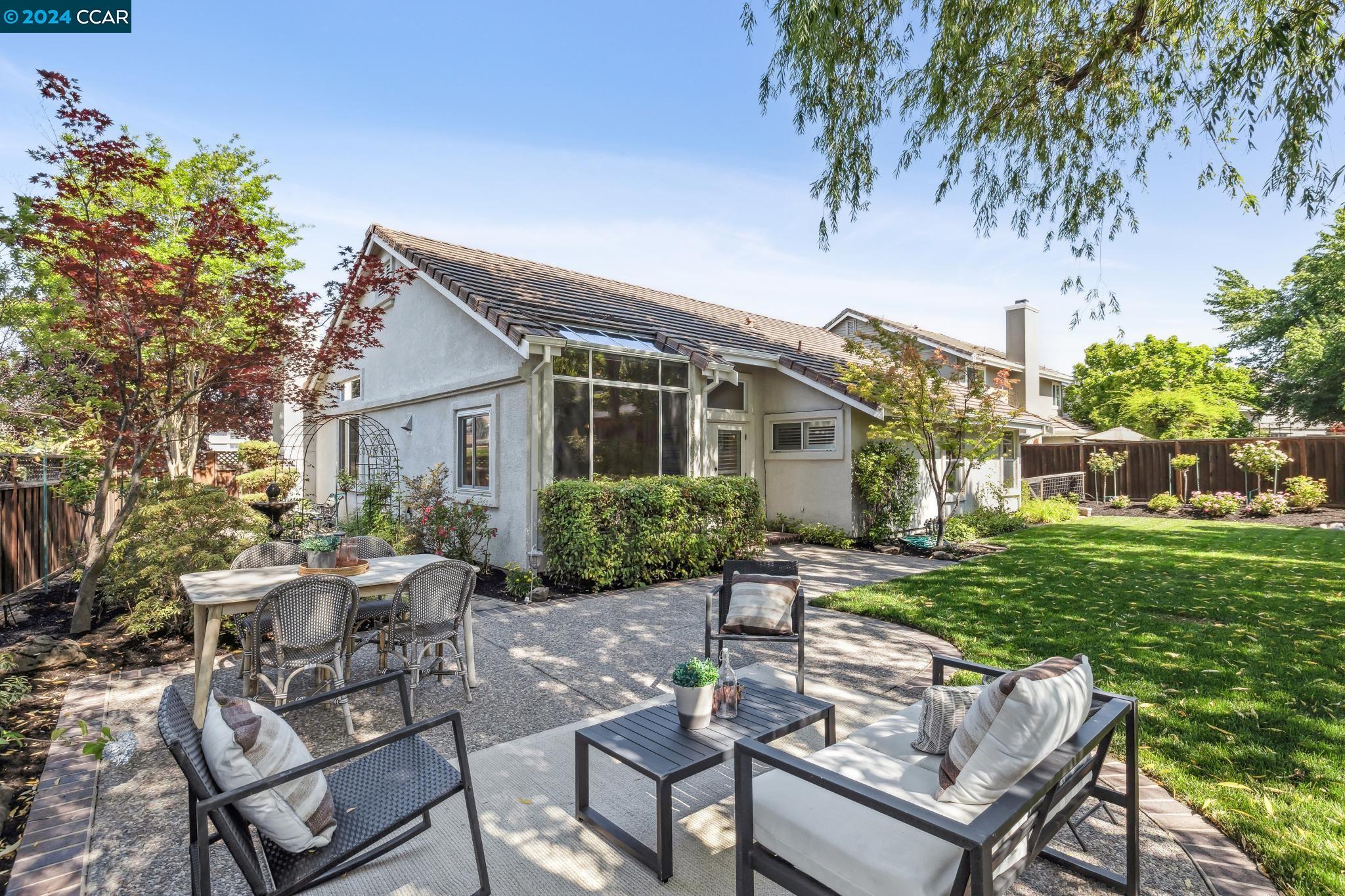 100 Pinnacle Ridge Court