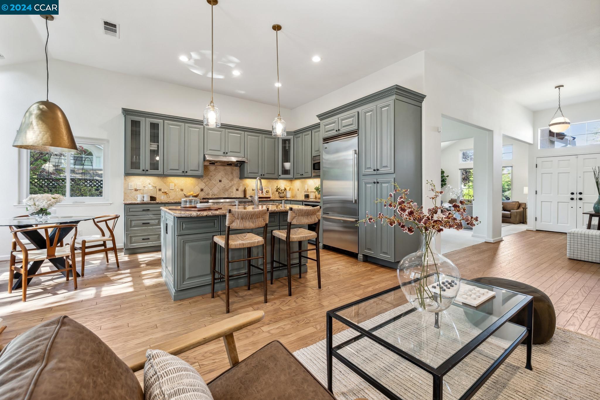 100 Pinnacle Ridge Court