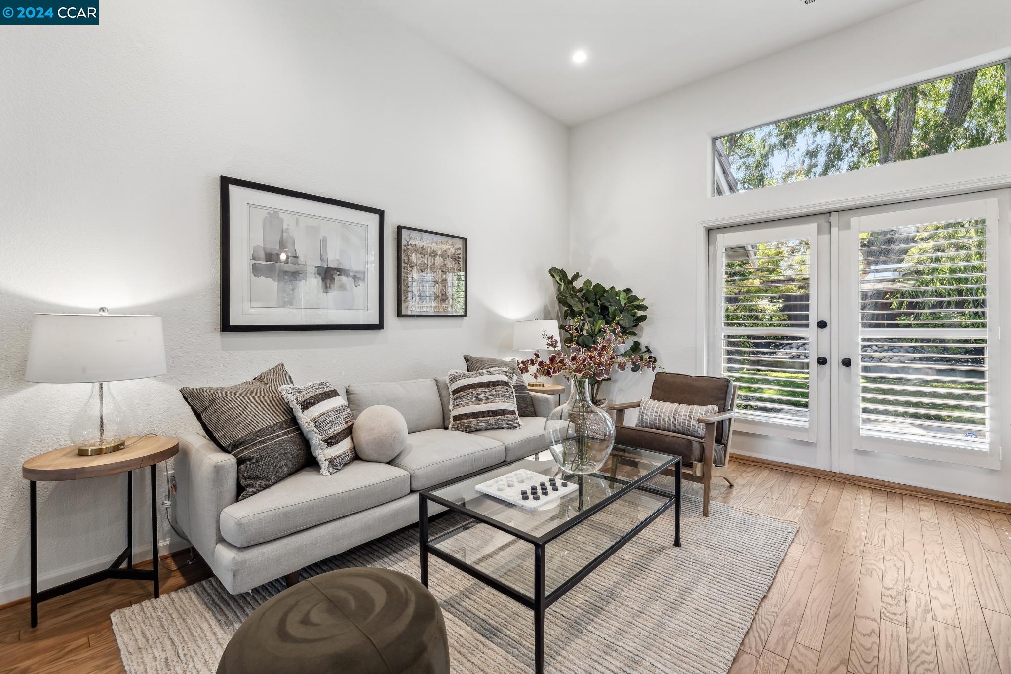 100 Pinnacle Ridge Court