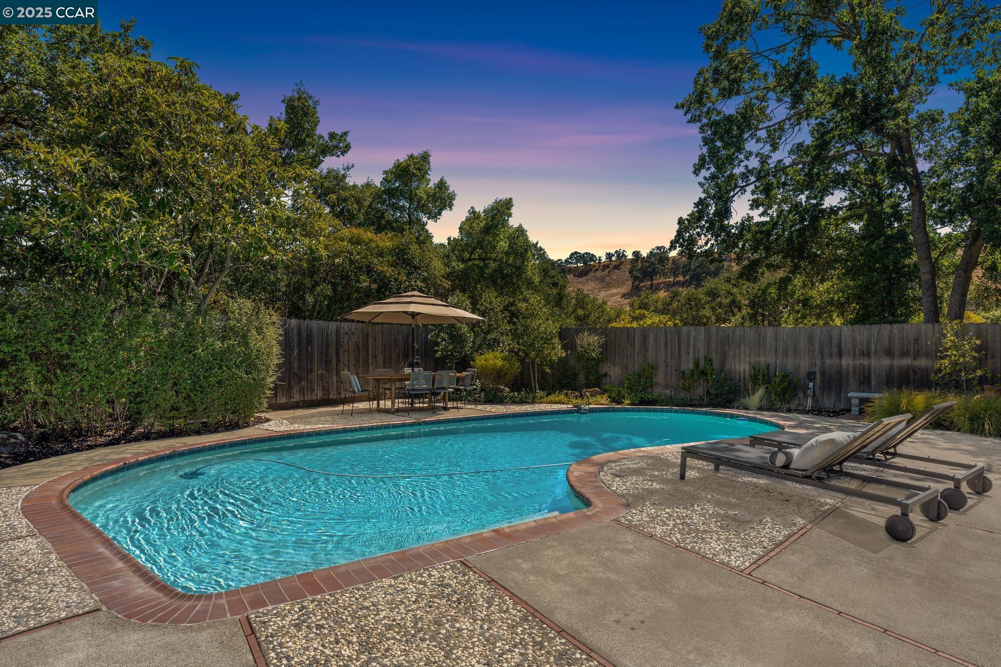 198 Russell Dr