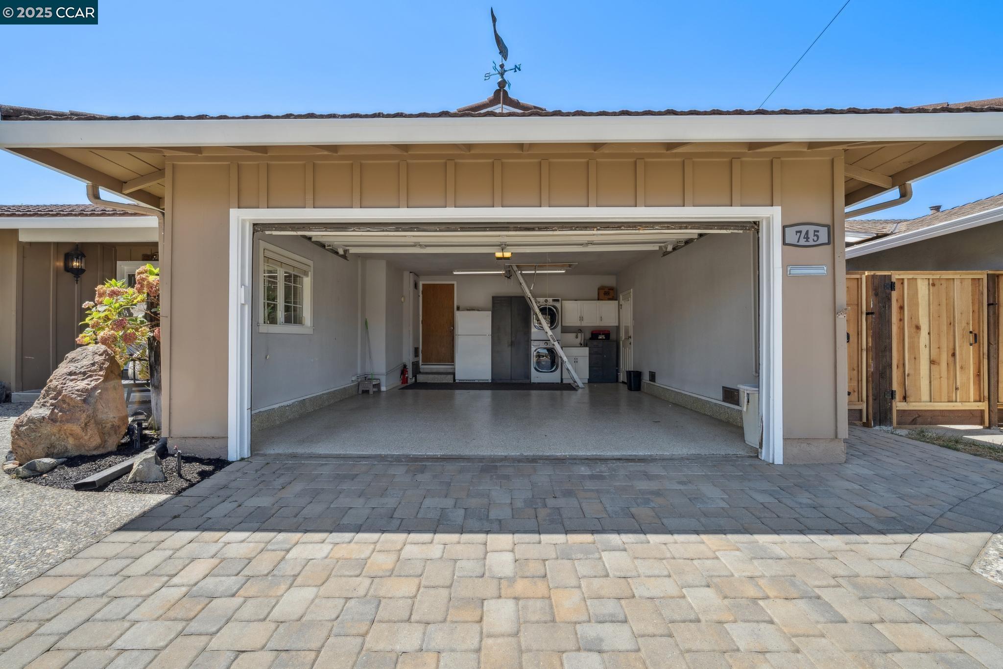 745 San Marcos Ct
