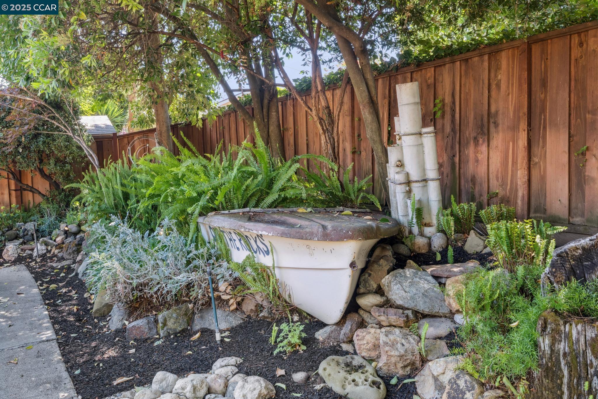 745 San Marcos Ct