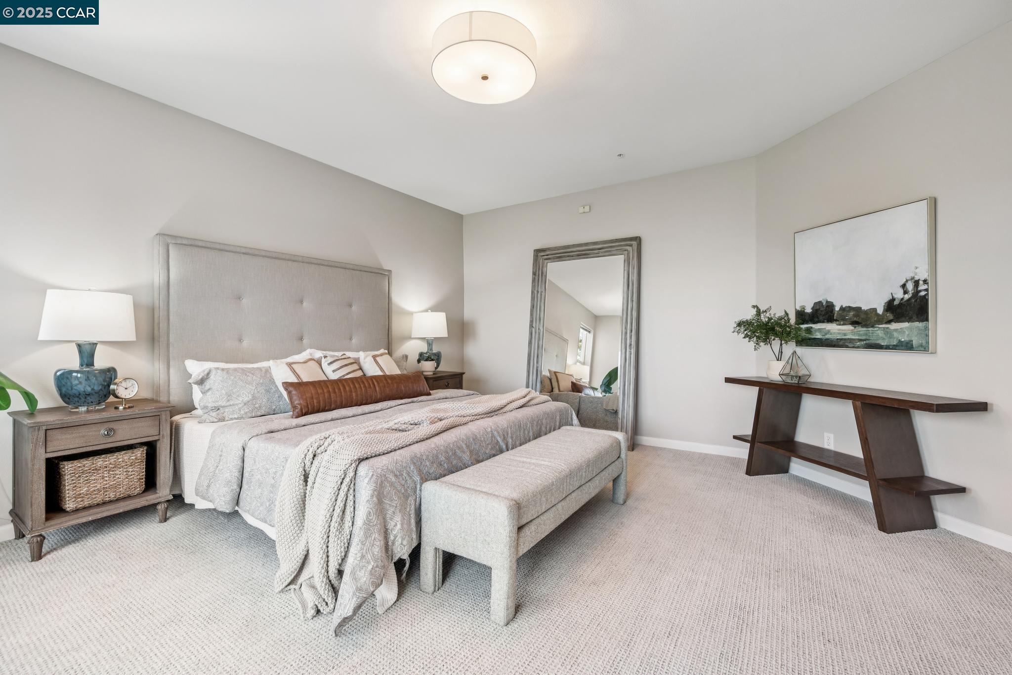 1375 Summit Park Ct