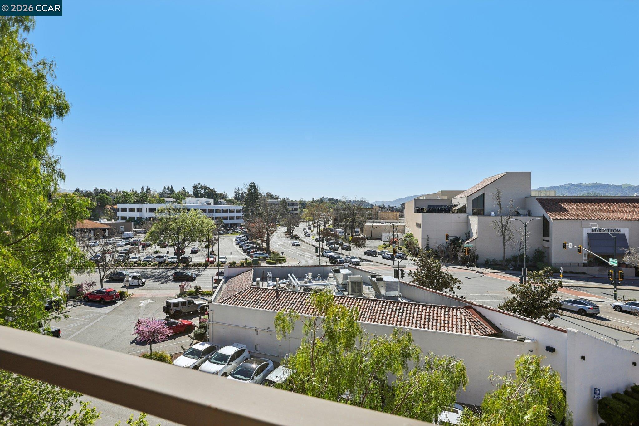 1201 Alta Vista Drive # 106