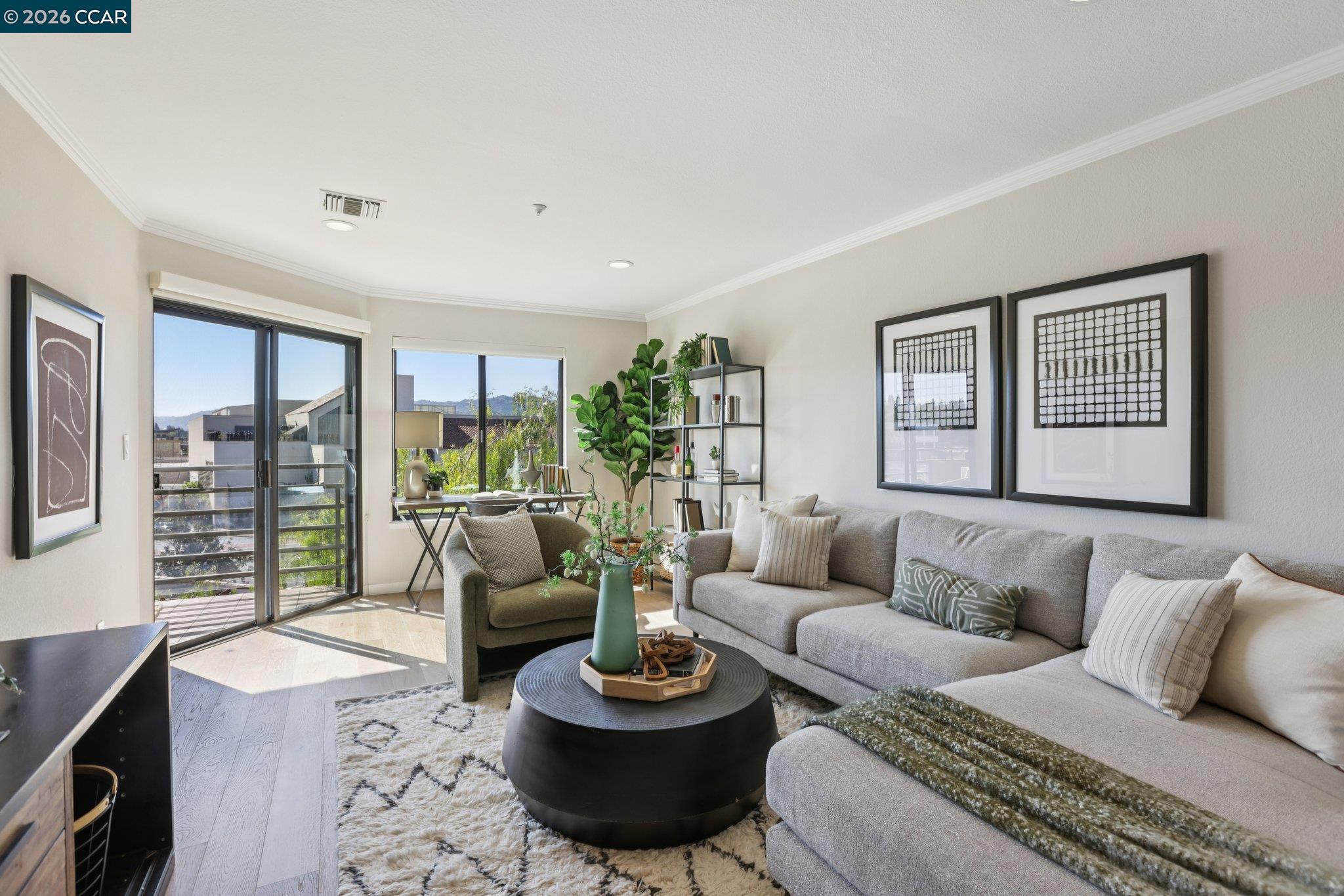 1201 Alta Vista Drive # 106