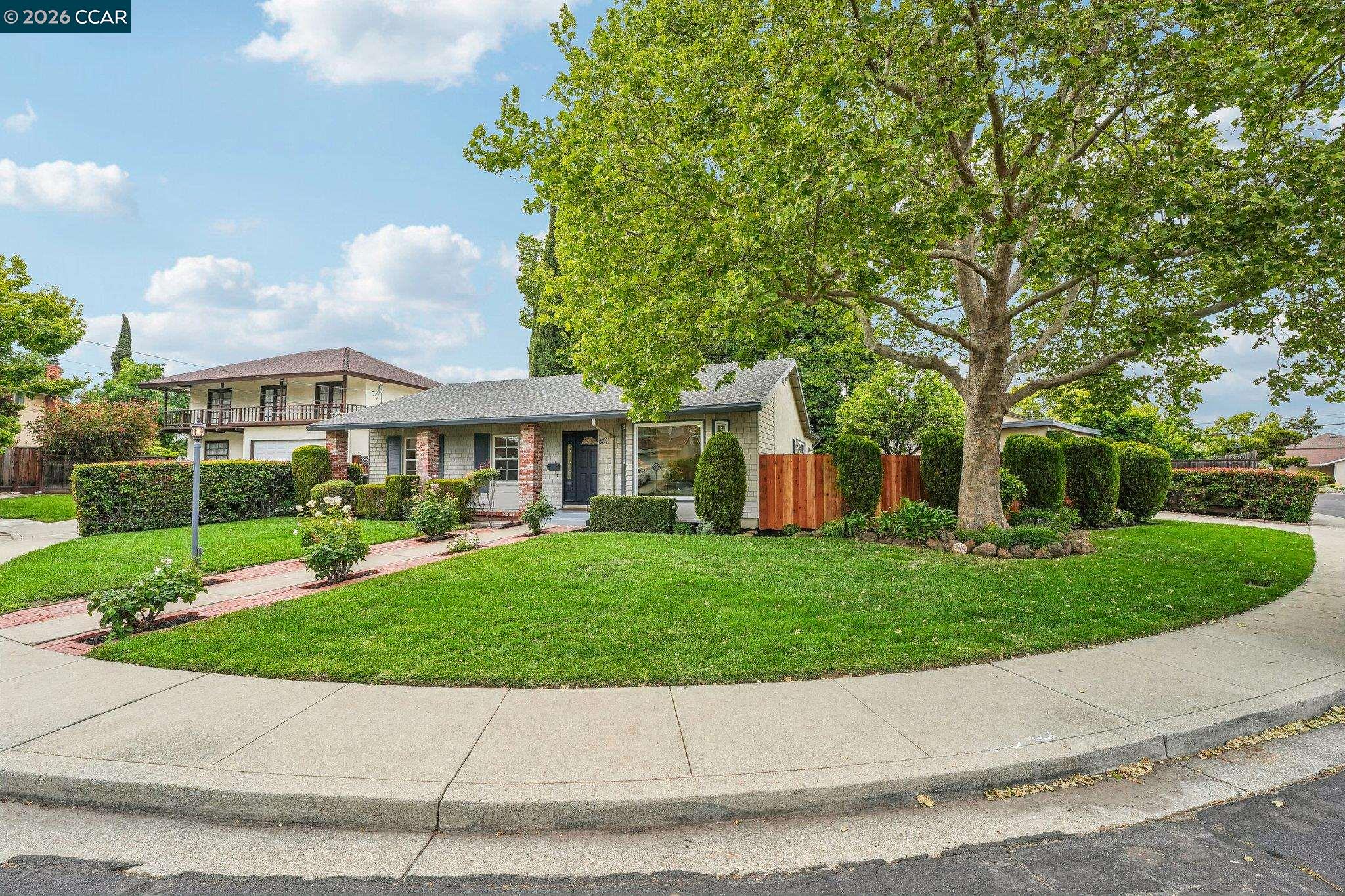 839 McElroy Ct