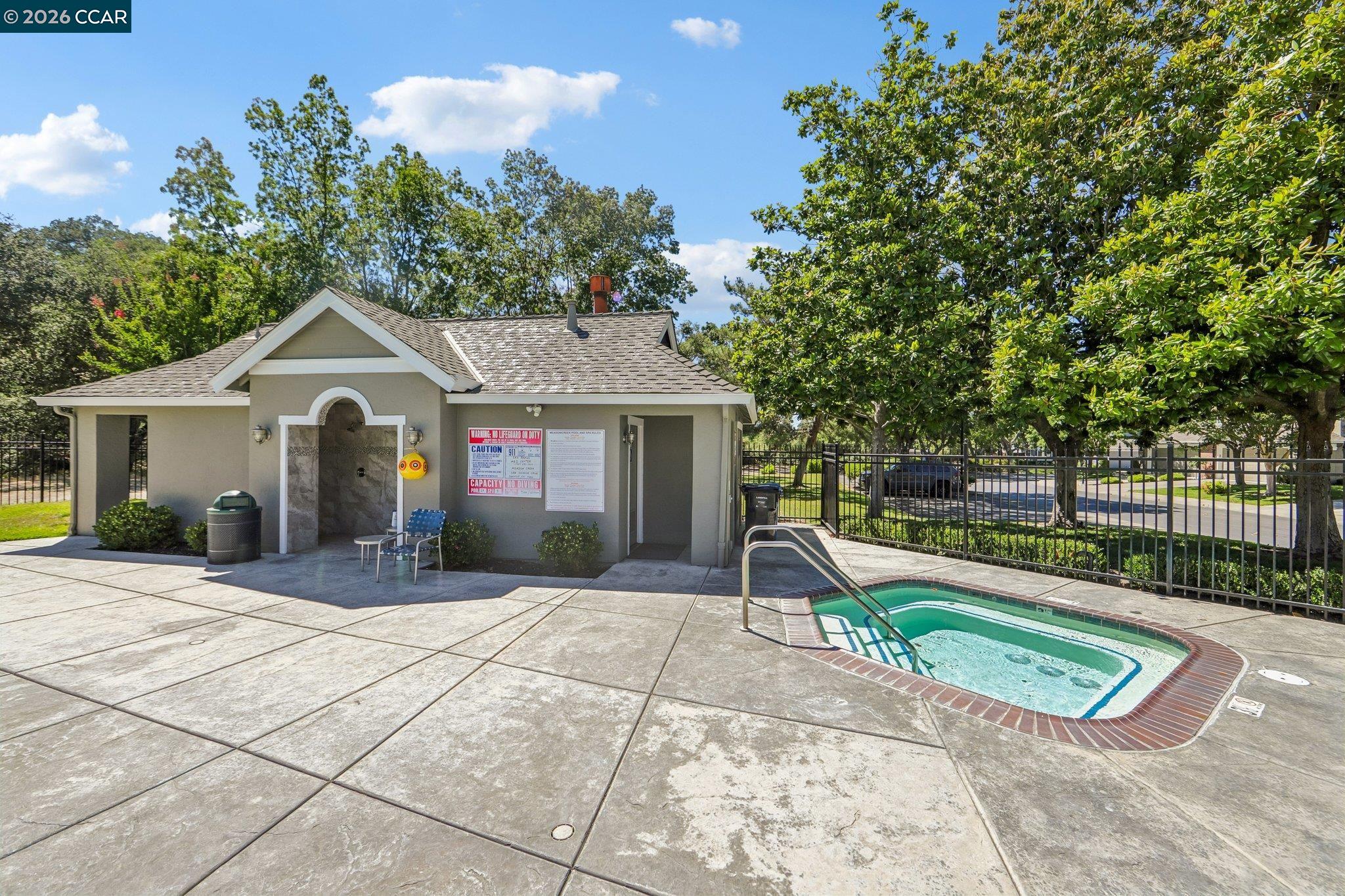 1129 Sunshine Circle