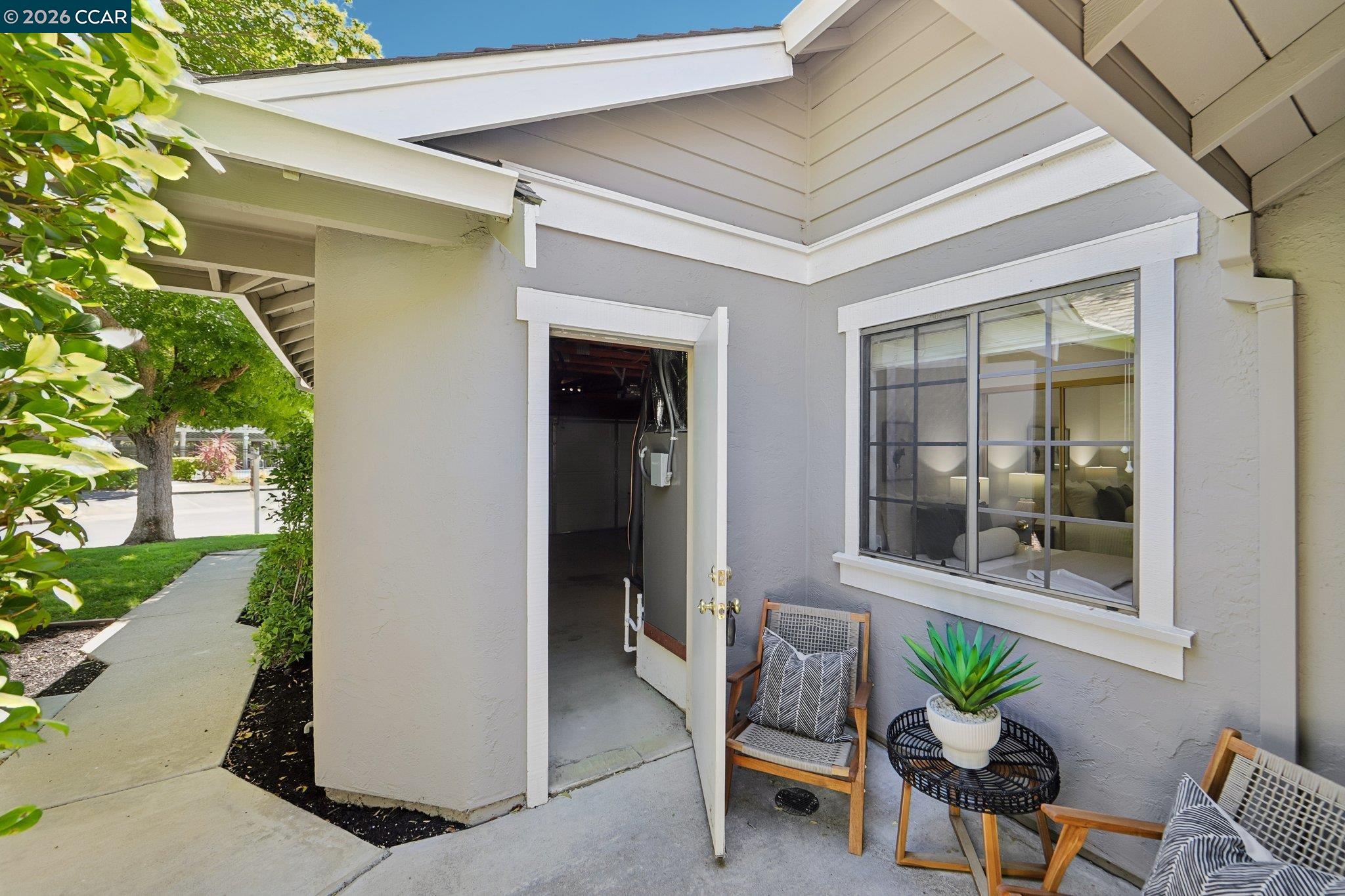 1129 Sunshine Circle