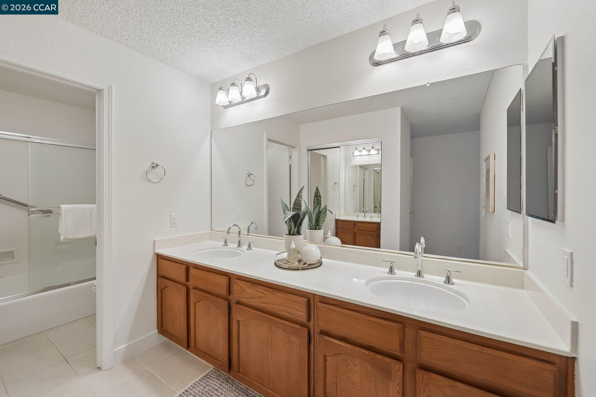 1129 Sunshine Circle