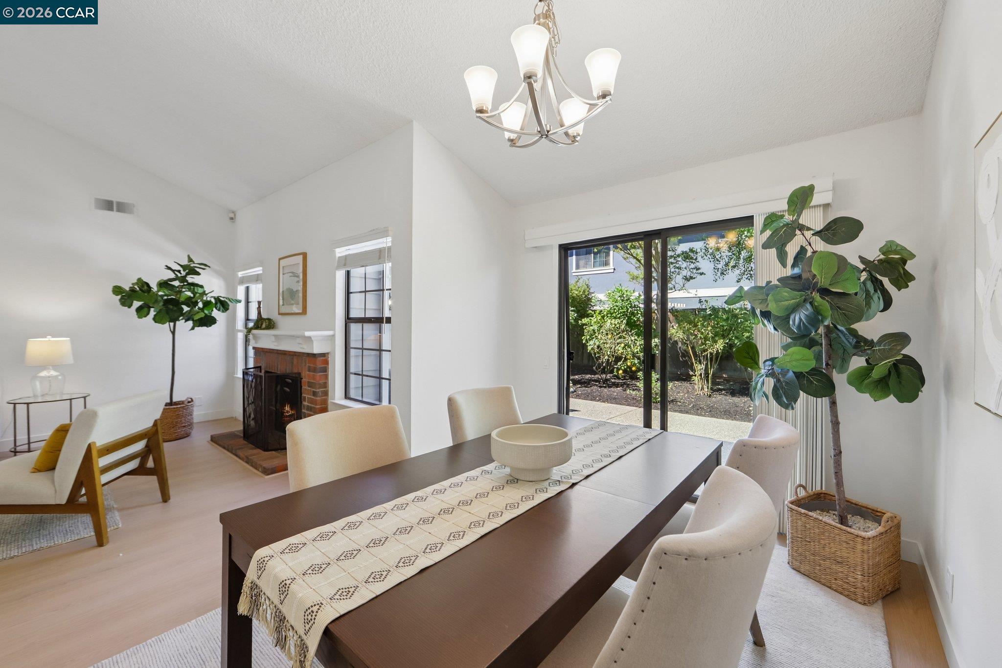 1129 Sunshine Circle