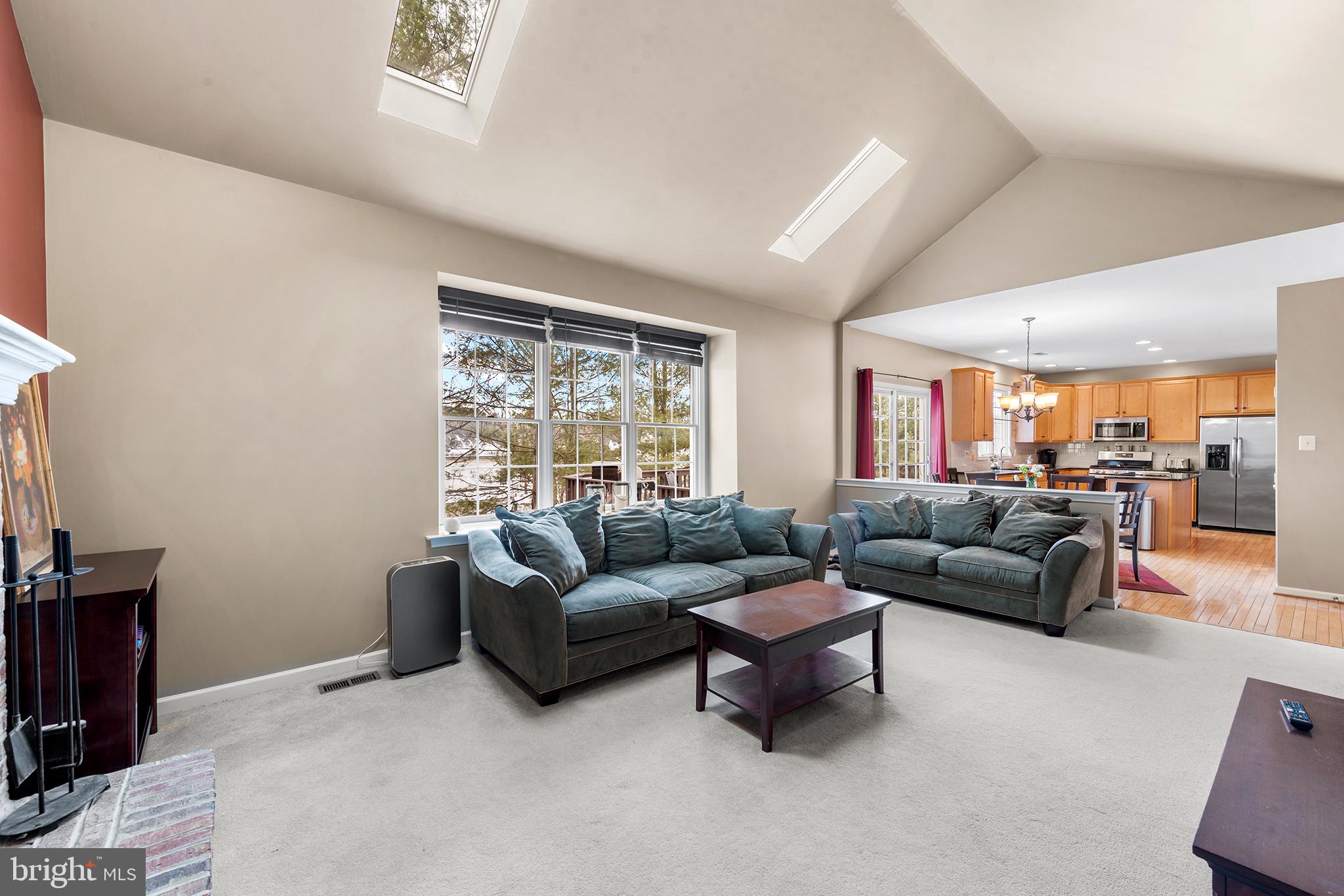 890 Williamsburg Blvd