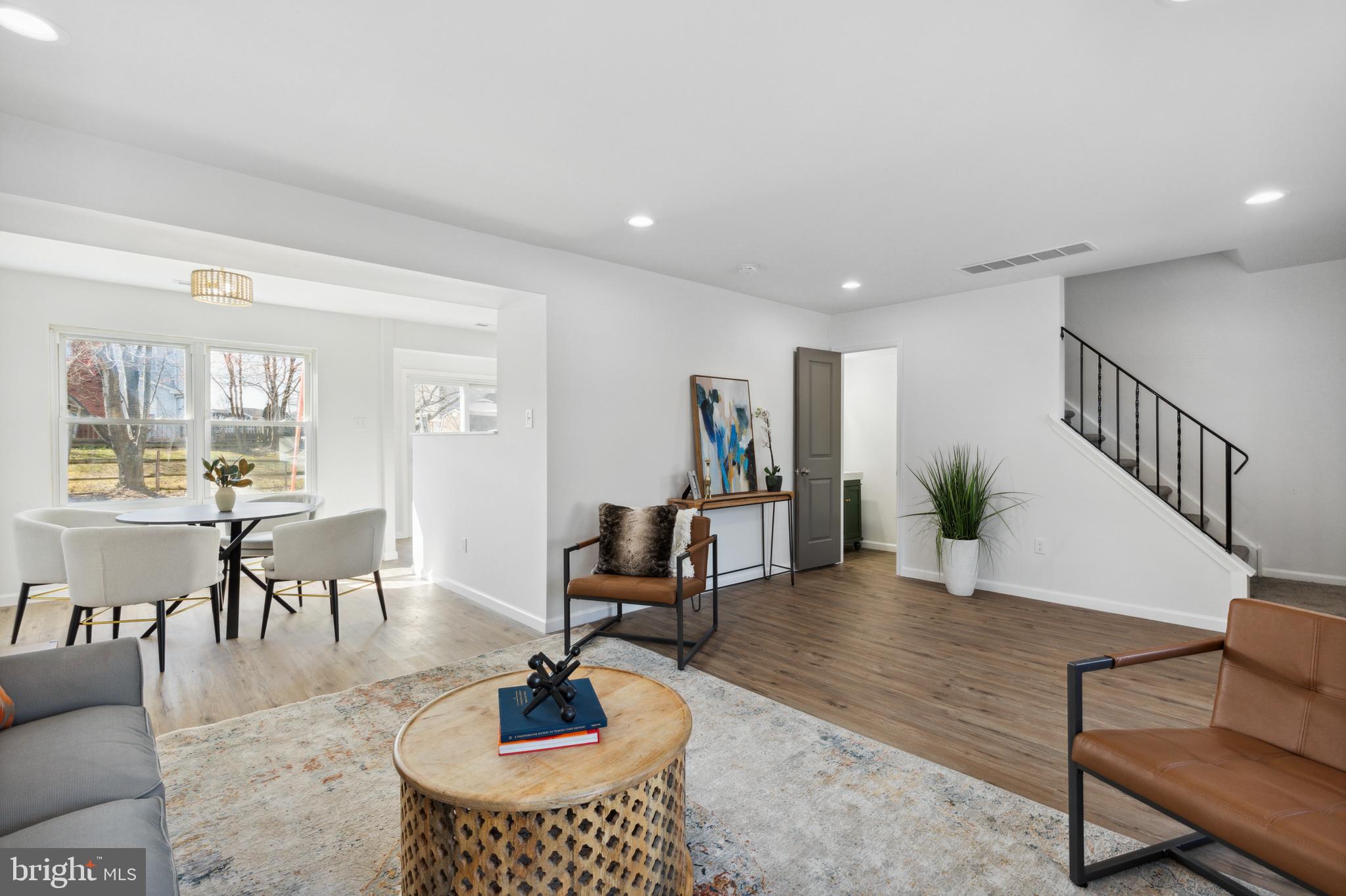 100 Hunt Dr