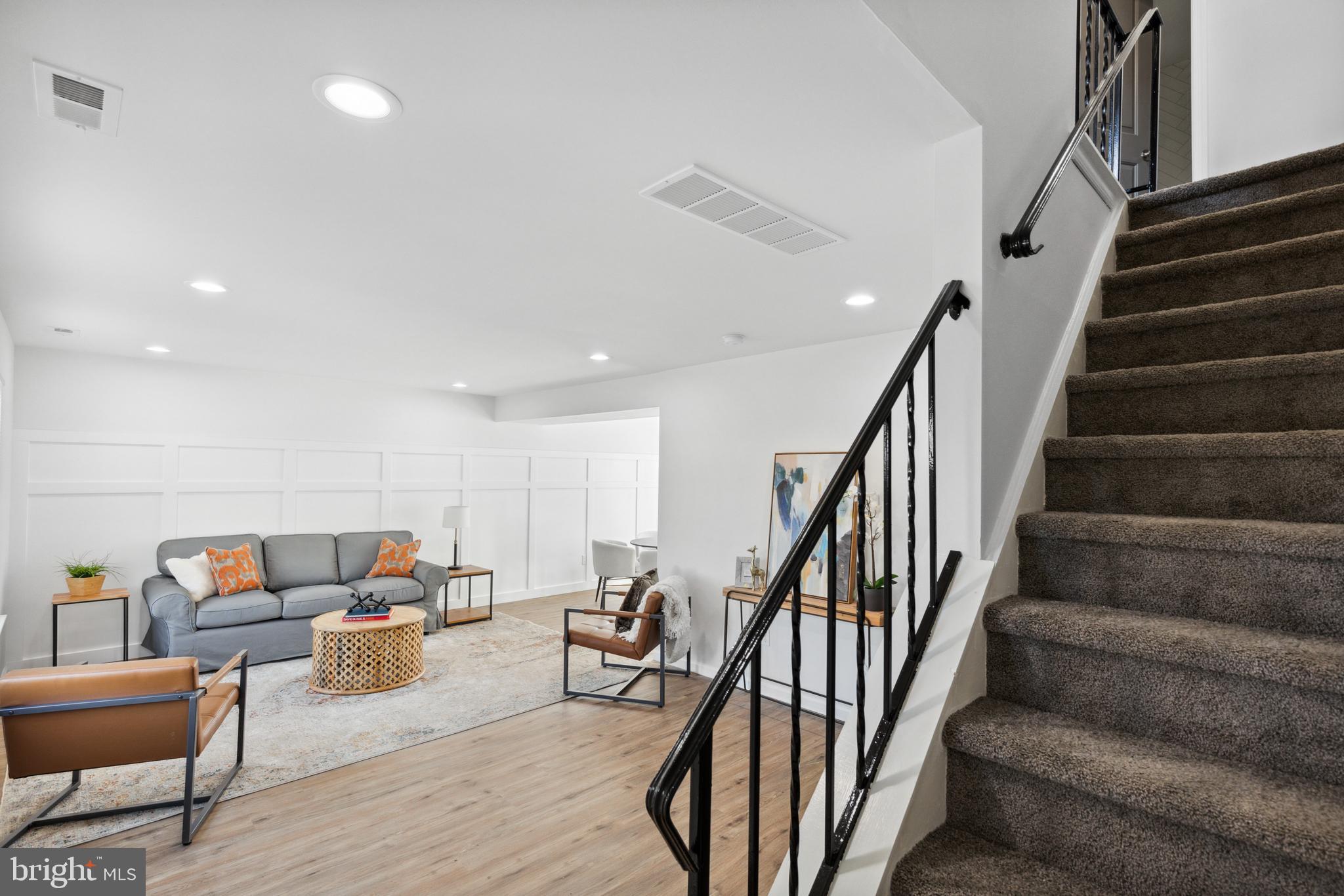 100 Hunt Dr