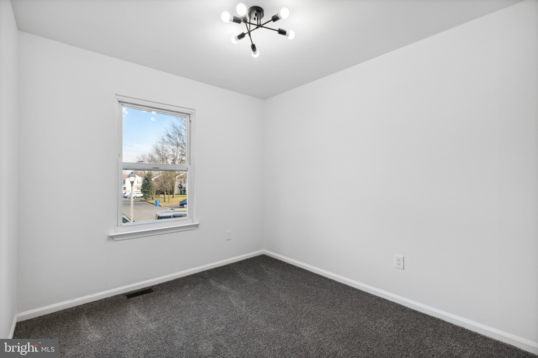 100 Hunt Dr