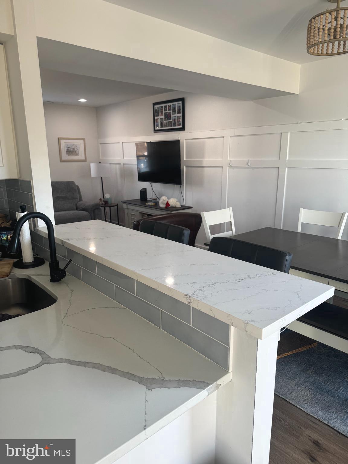 100 Hunt Dr