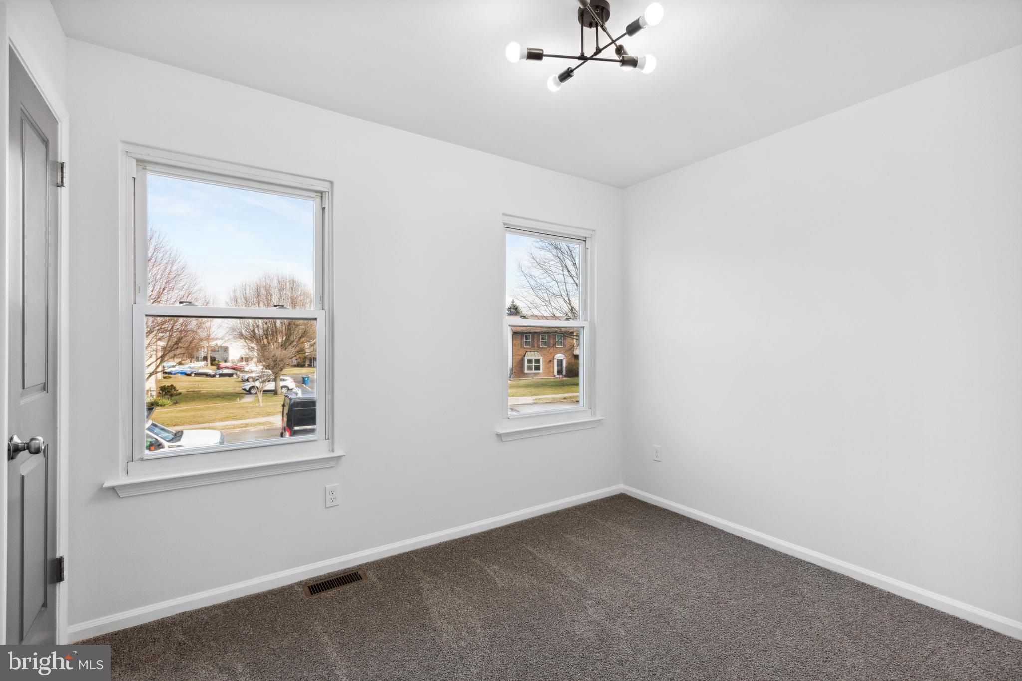 100 Hunt Dr