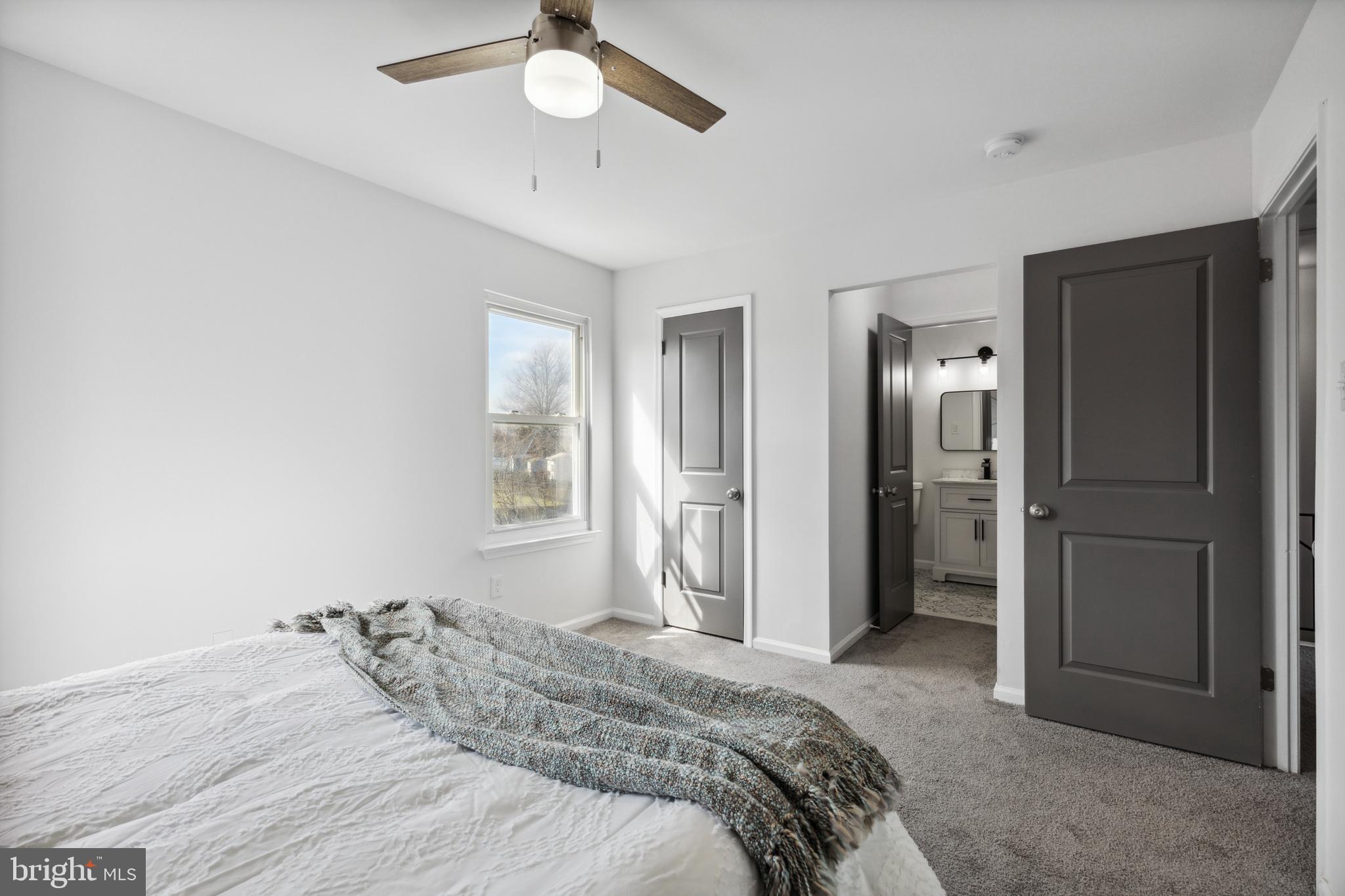 100 Hunt Dr