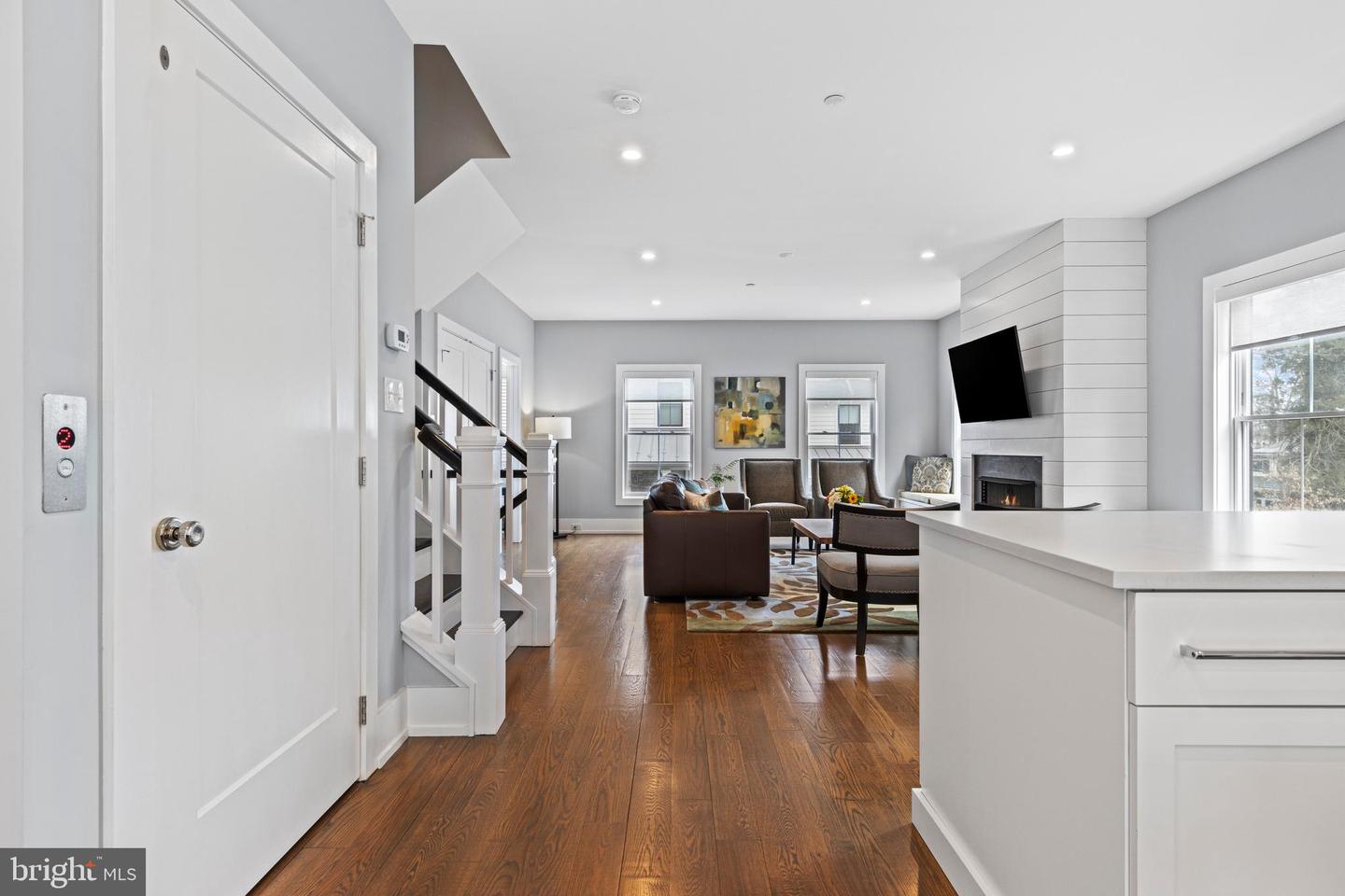 24 Price Ave #1