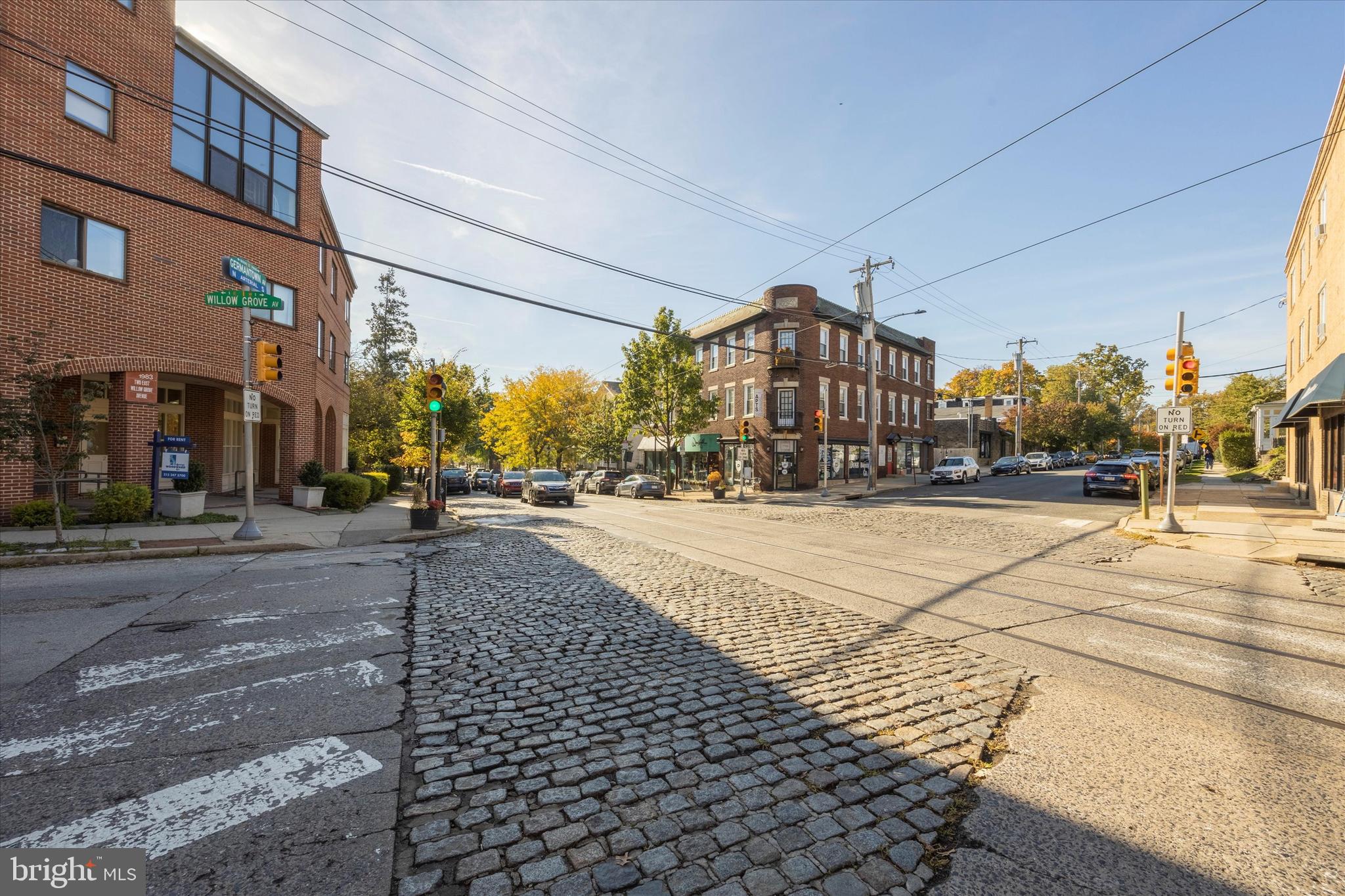 200 E WILLOW GROVE AVE