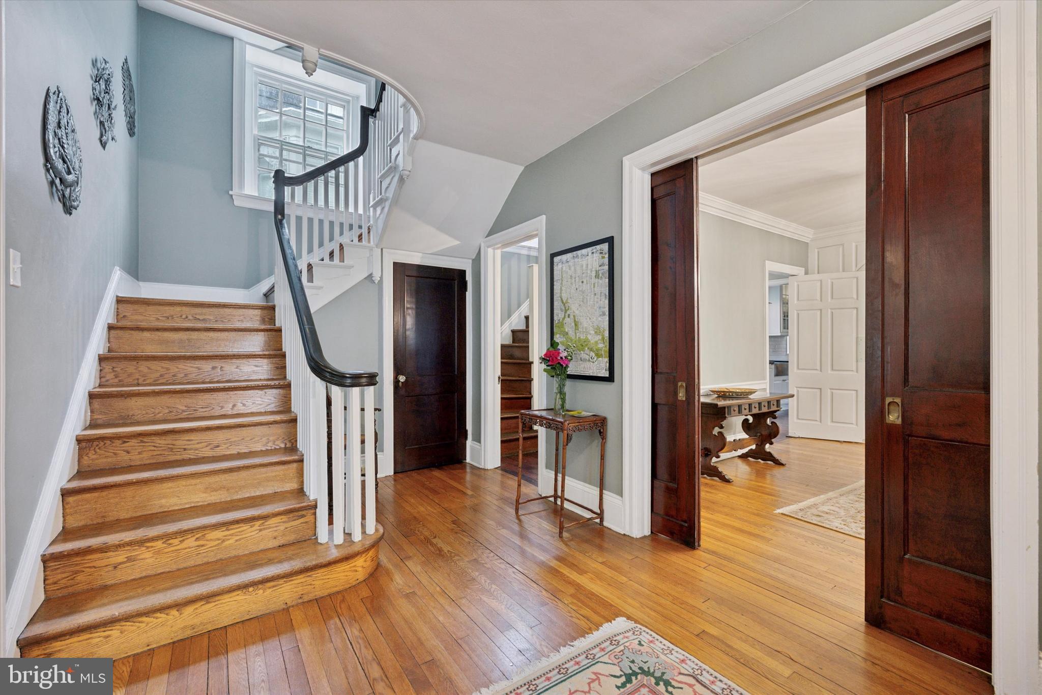 124 W Phil Ellena St