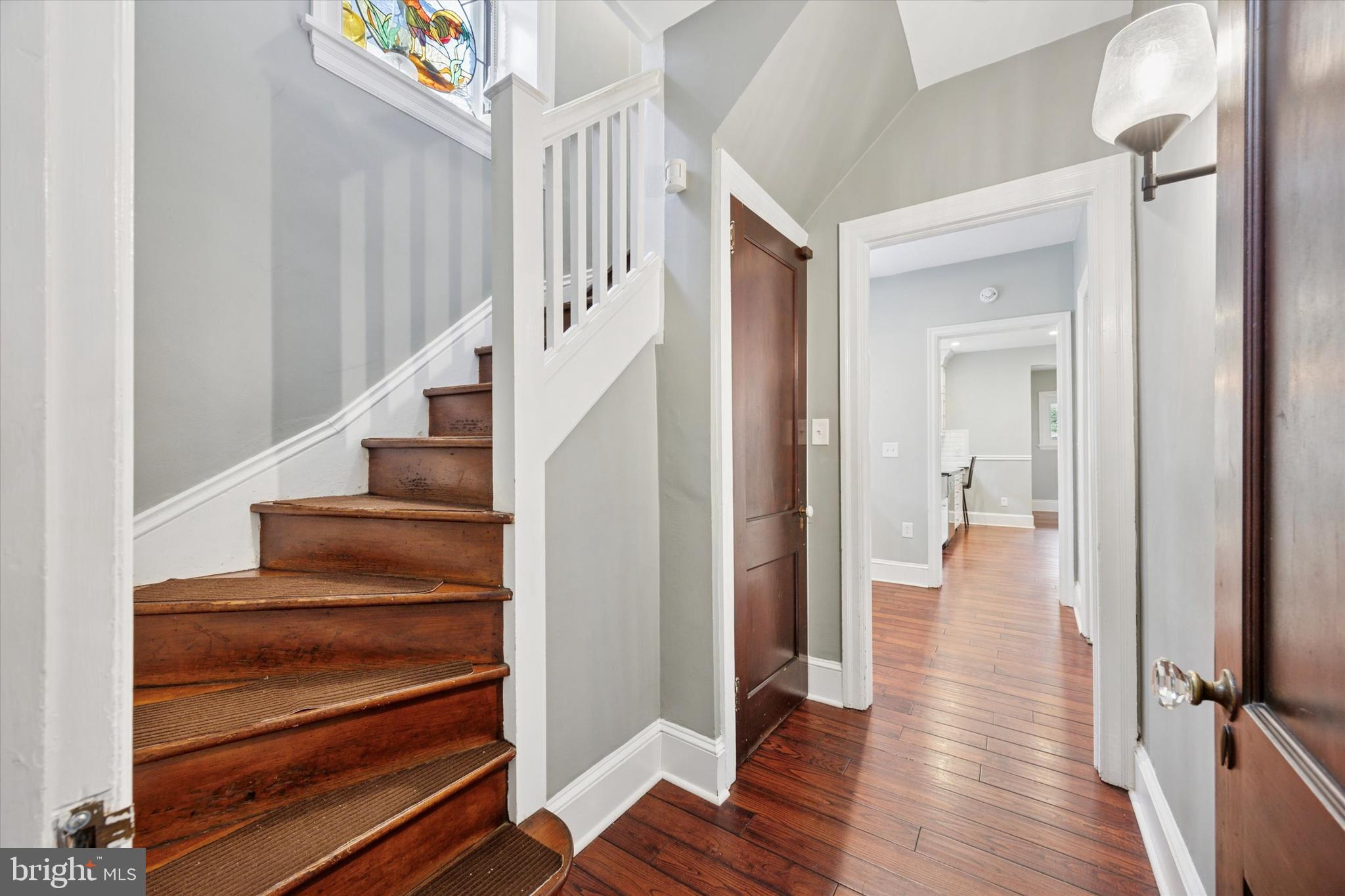 124 W Phil Ellena St
