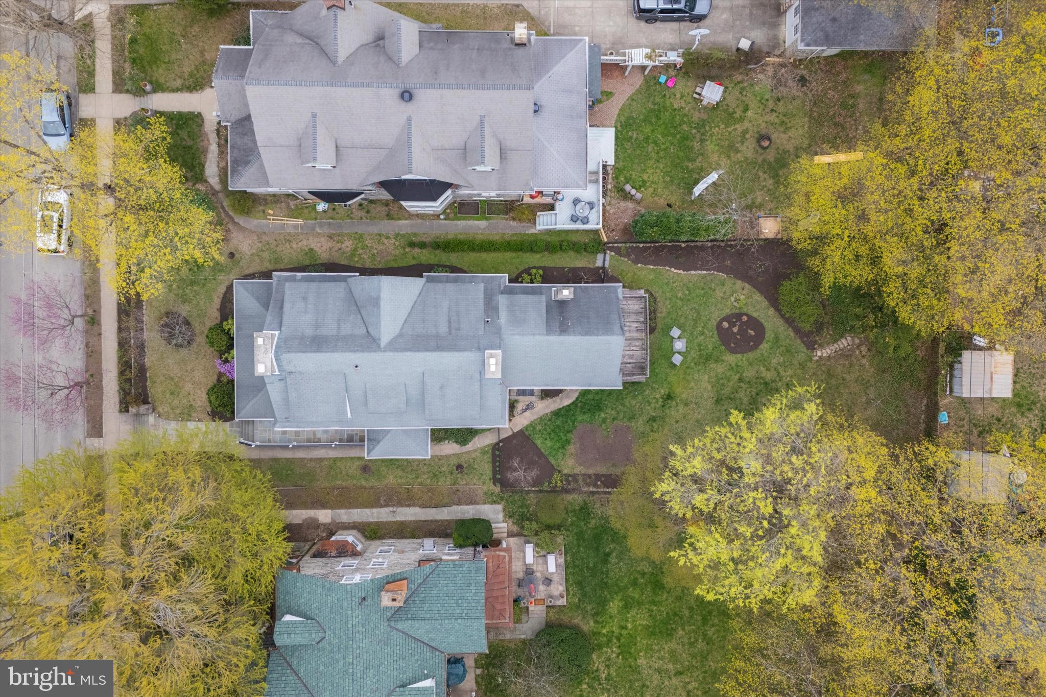 124 W Phil Ellena St