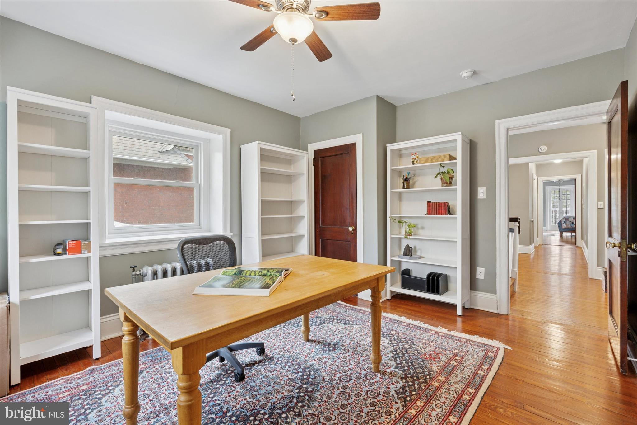 124 W Phil Ellena St