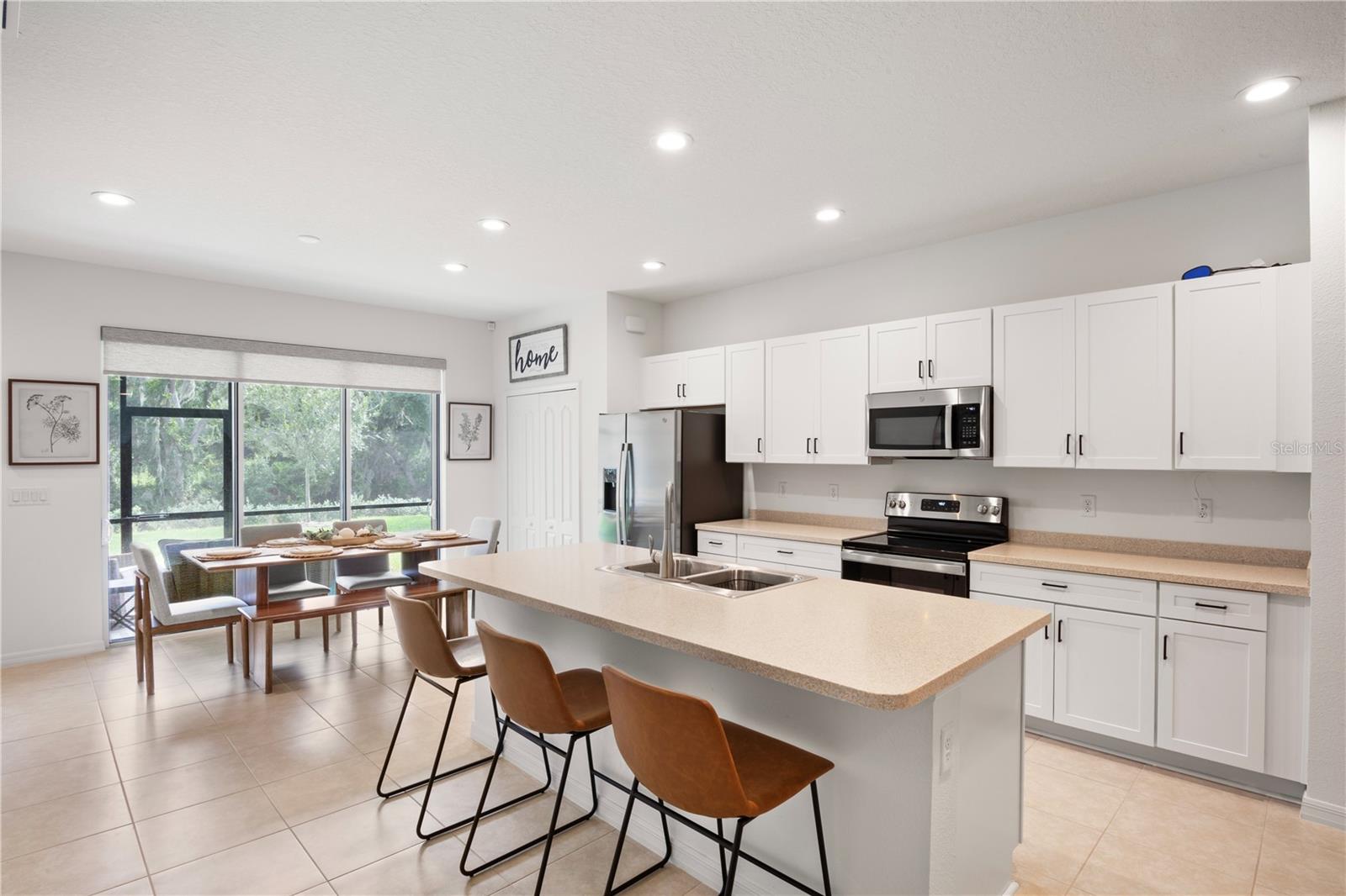 8411 CANYON CREEK TRL