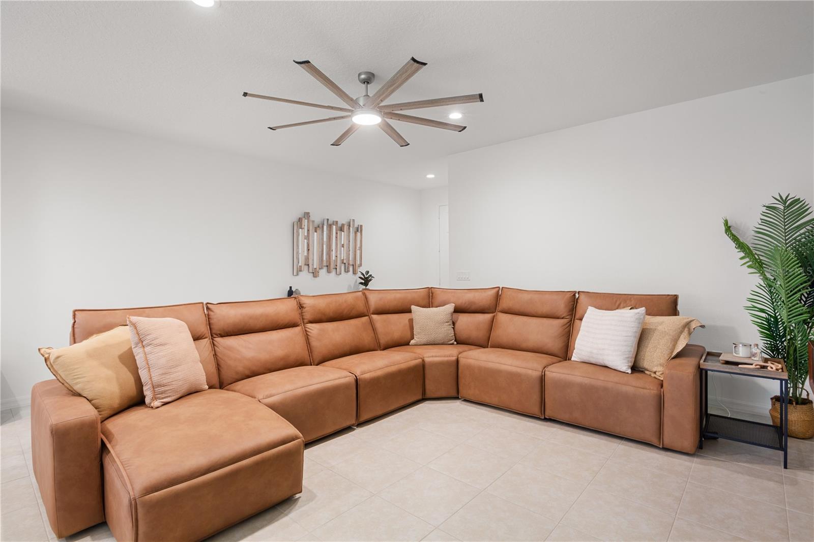 8411 CANYON CREEK TRL