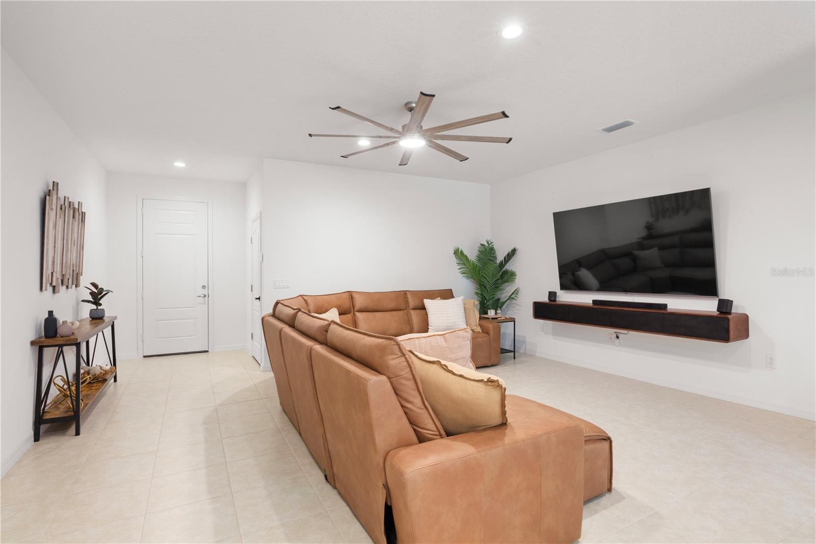 8411 CANYON CREEK TRL