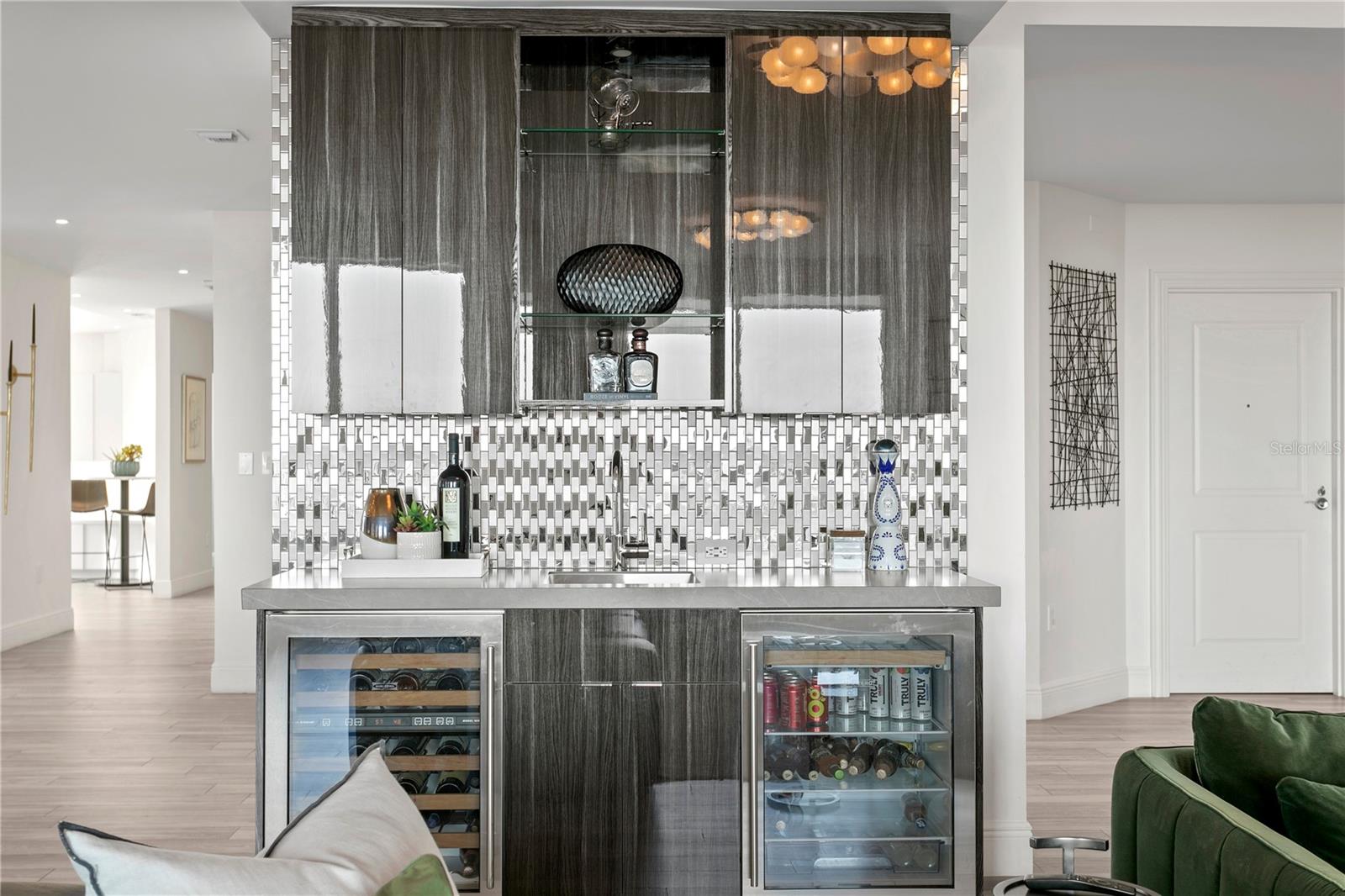 450 KNIGHTS RUN AVE #1805