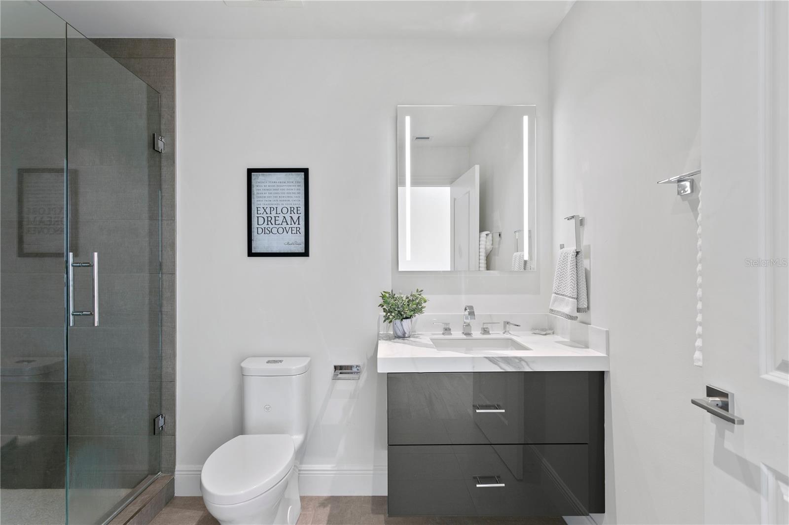 450 KNIGHTS RUN AVE #1805