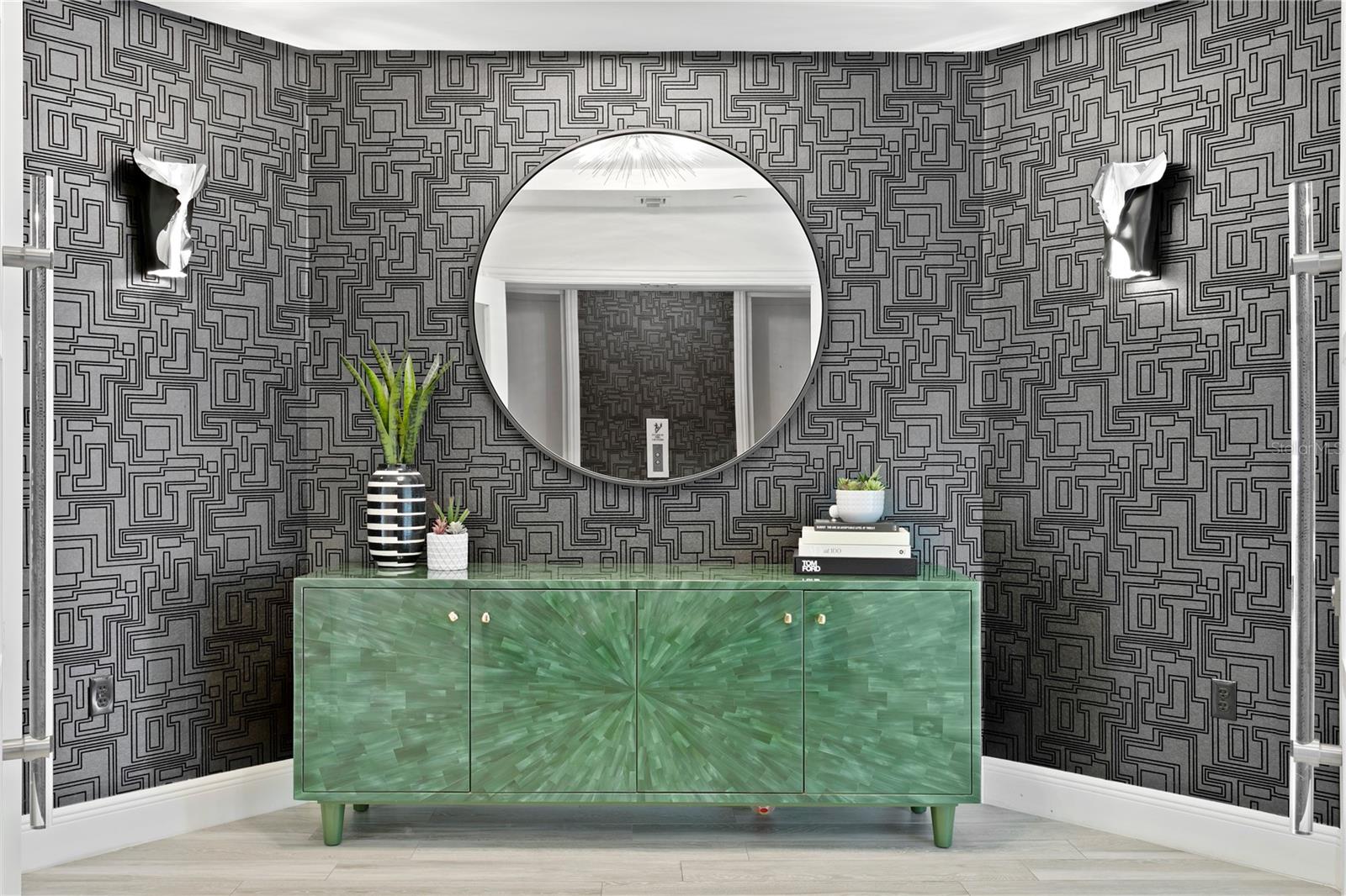 450 KNIGHTS RUN AVE #1805