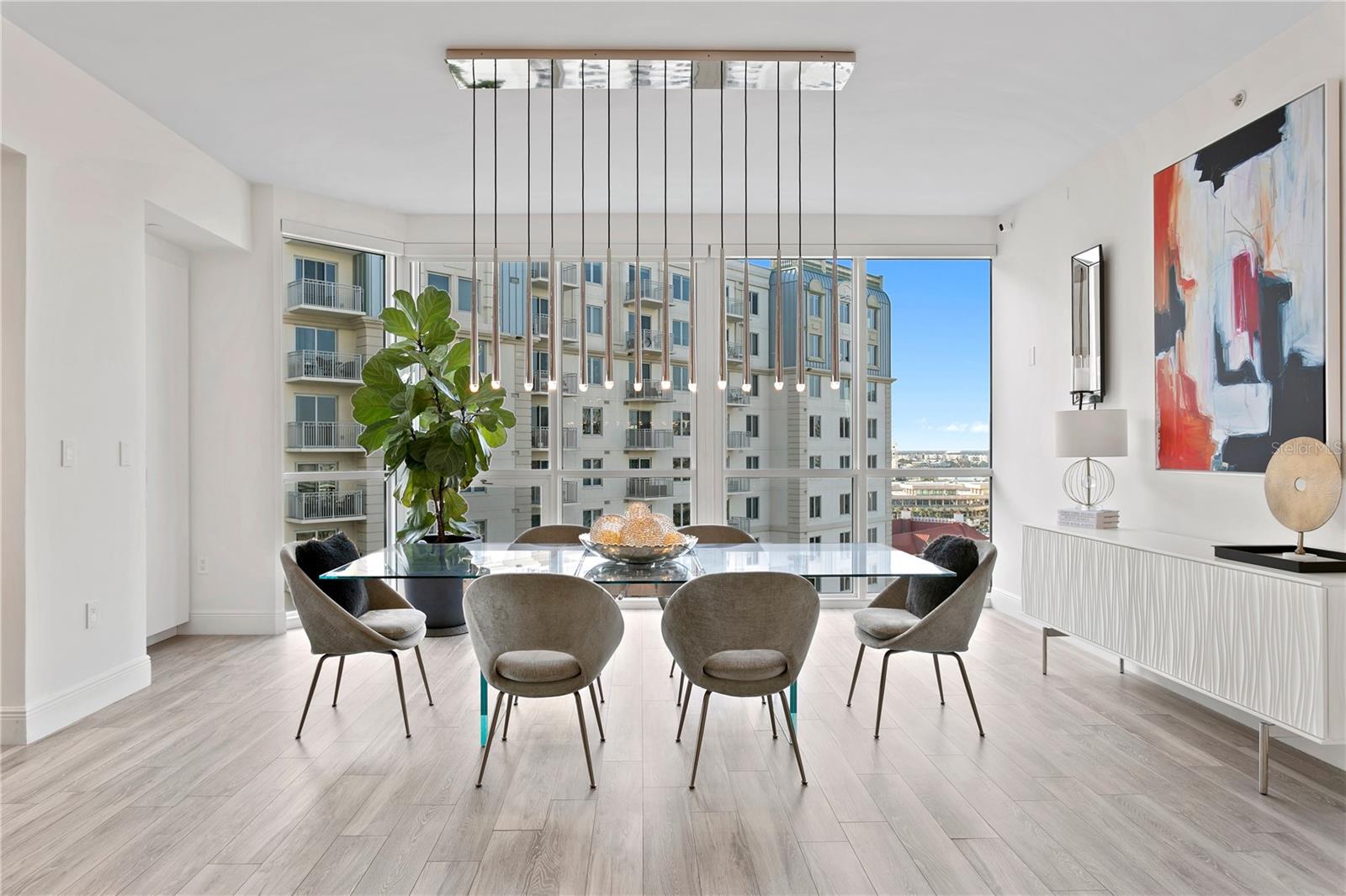 450 KNIGHTS RUN AVE #1805