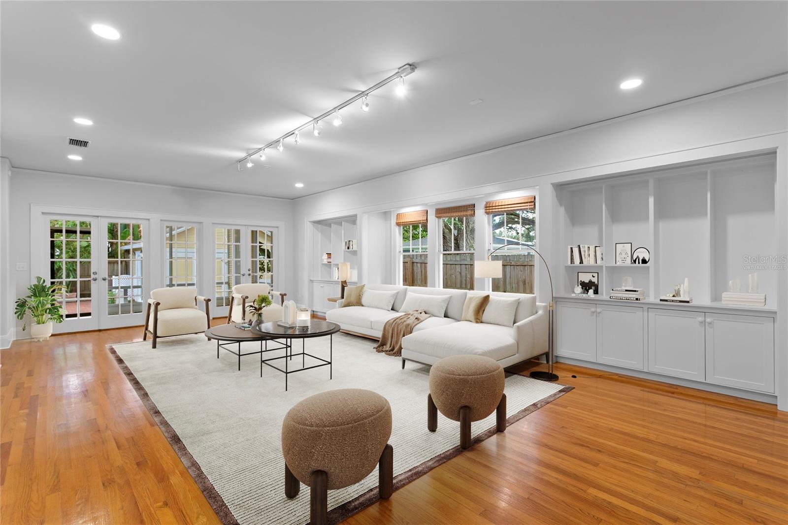 3118 W HARBOR VIEW AVE