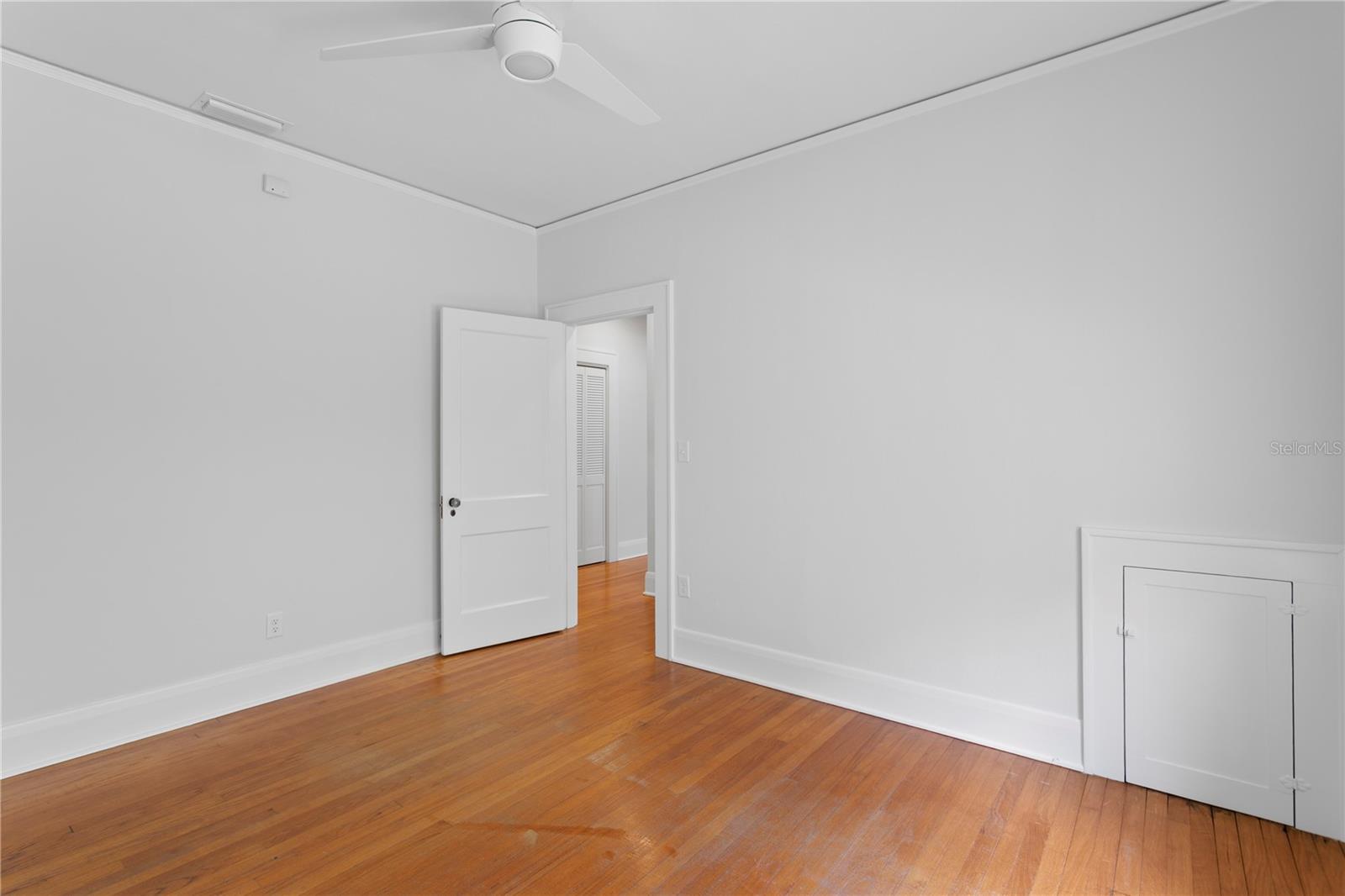 3118 W HARBOR VIEW AVE