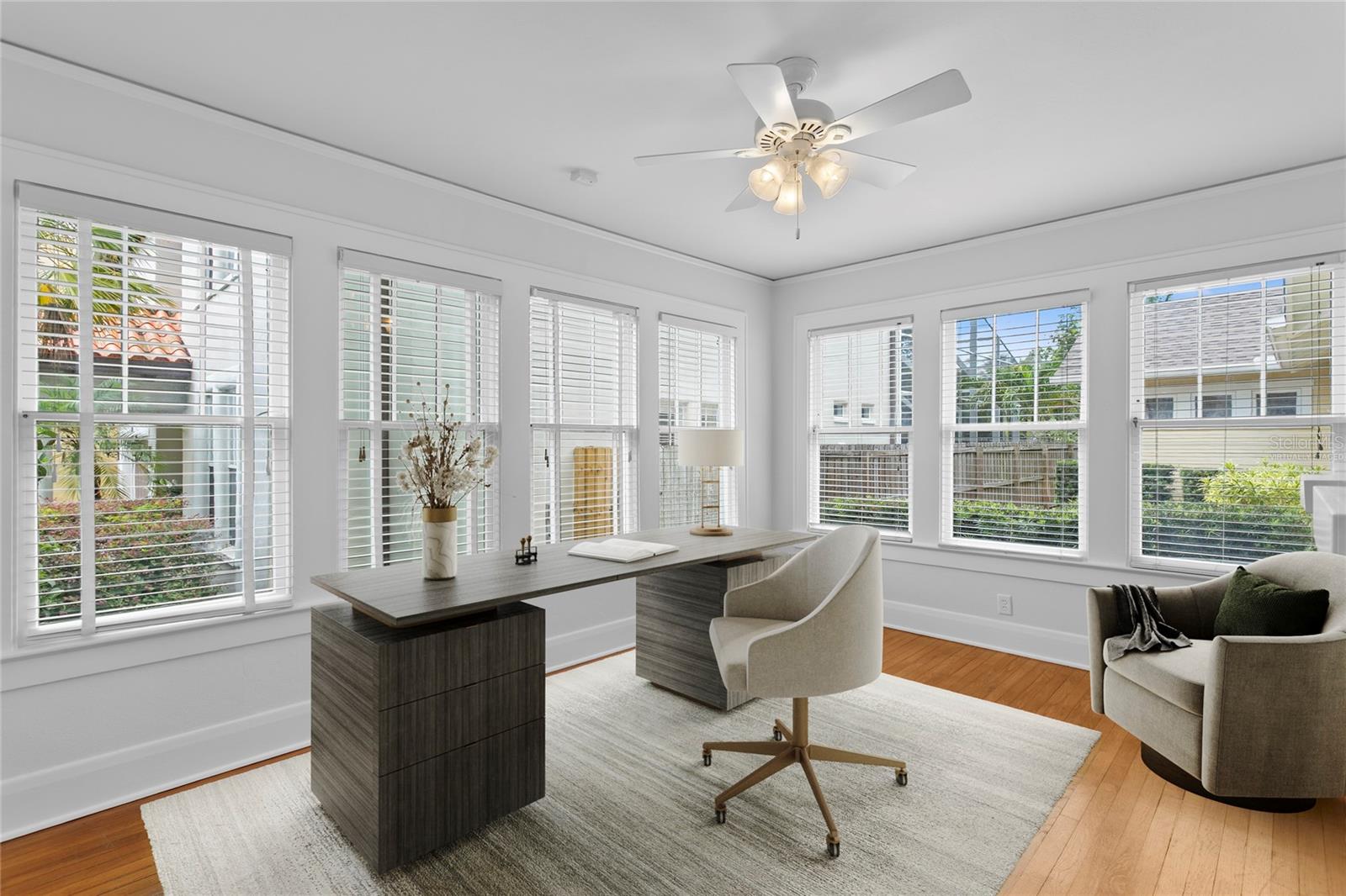 3118 W HARBOR VIEW AVE