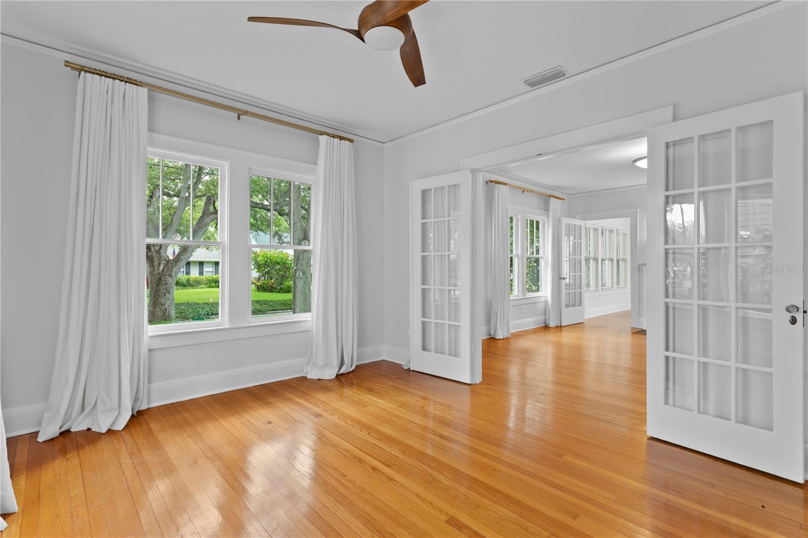 3118 W HARBOR VIEW AVE