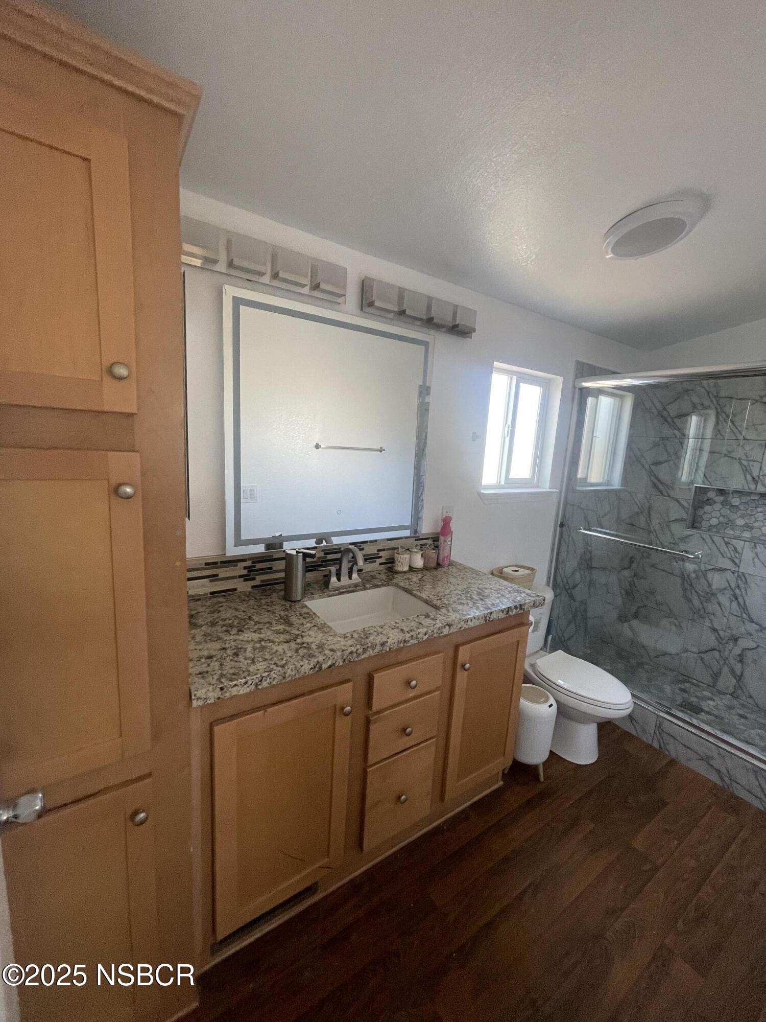 321 W North Avenue 49