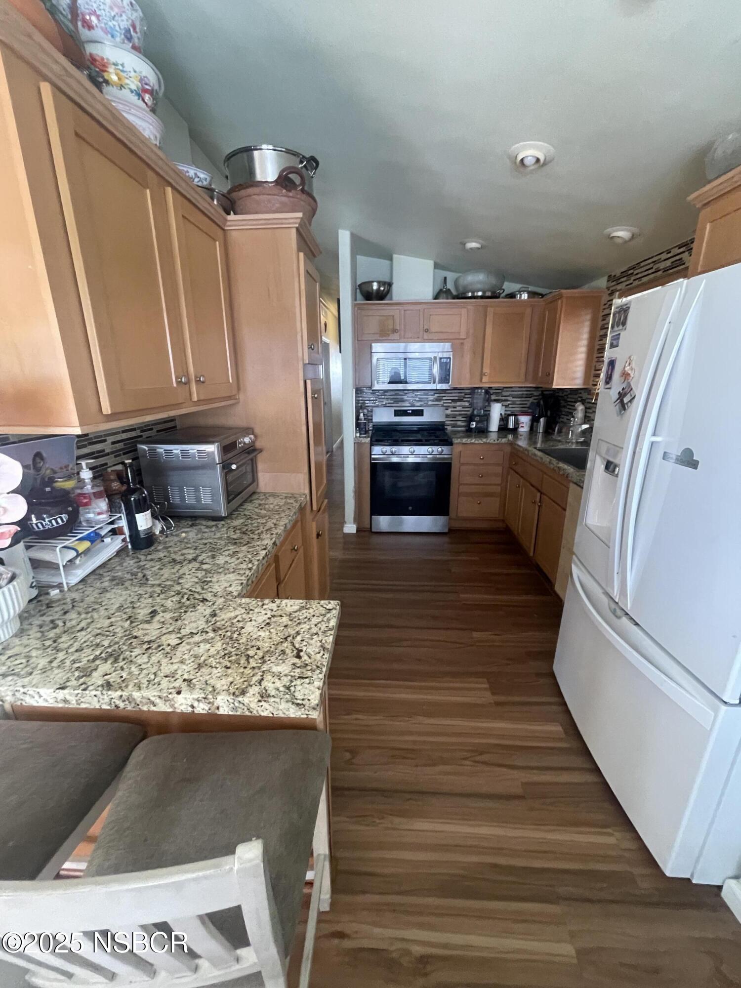 321 W North Avenue 49