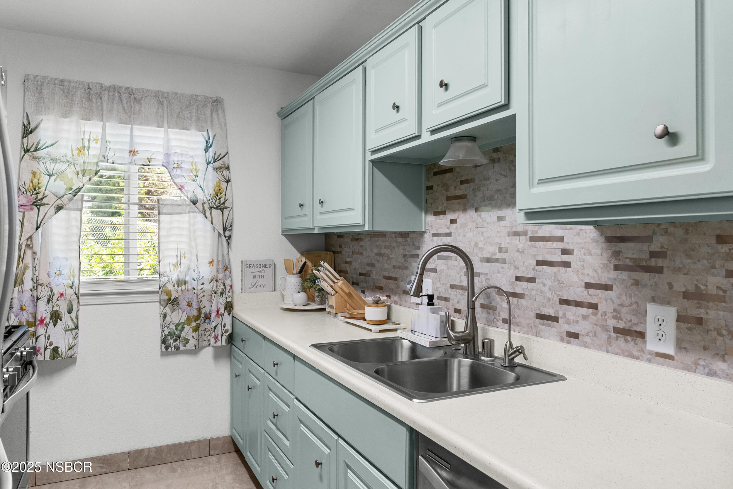 3875 Cassini Circle 2