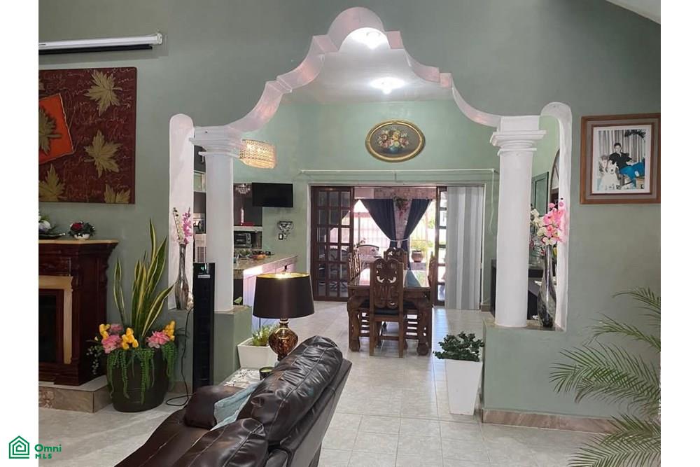 CORREGIDORA POR 10 Y 12 4, Barrio San Román